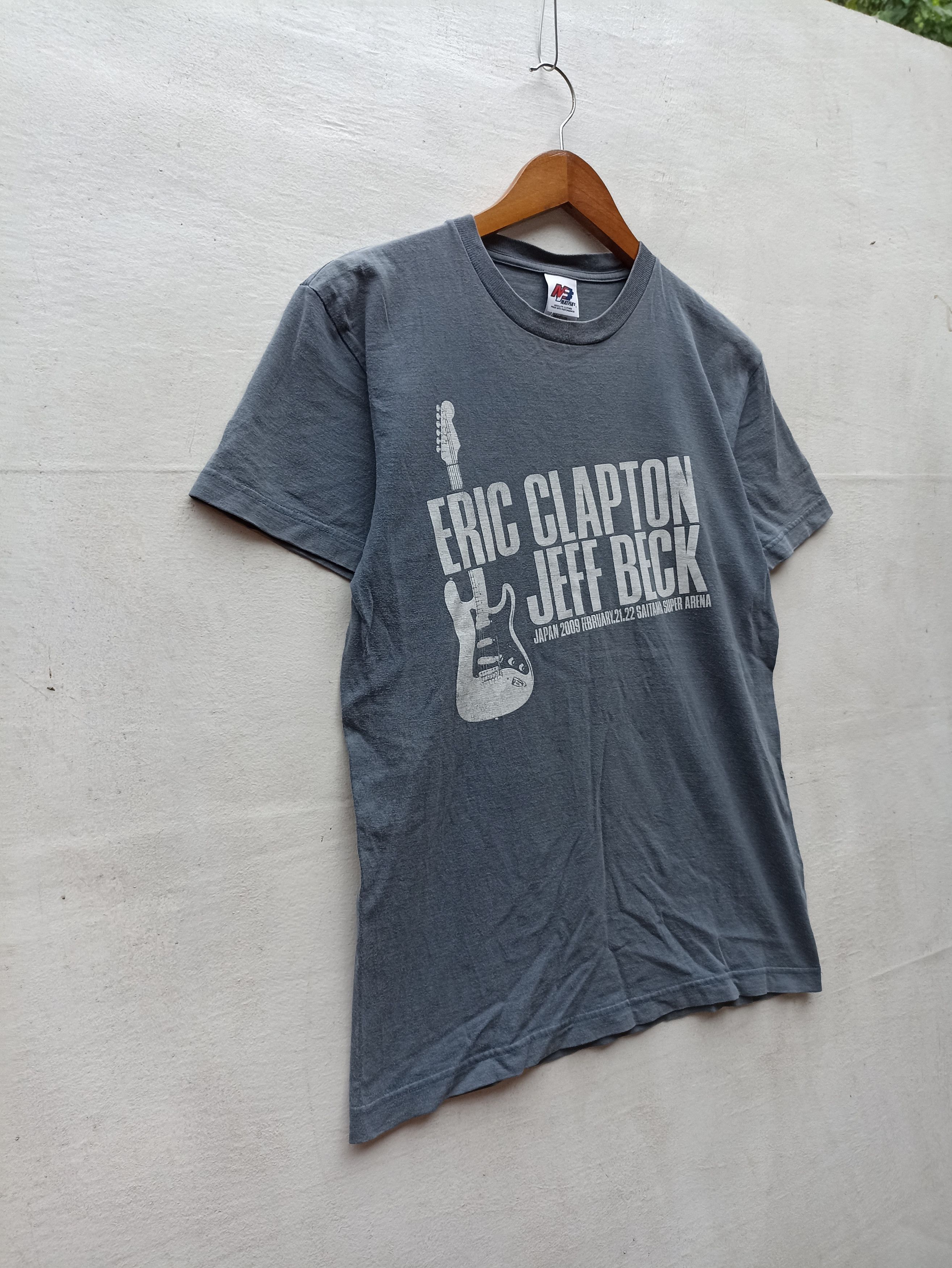 Band Tees Eric Clapton X Jeff Beck t shirt TourJapan 2009 Size US S / EU 44-46 / 1 - 3 Thumbnail