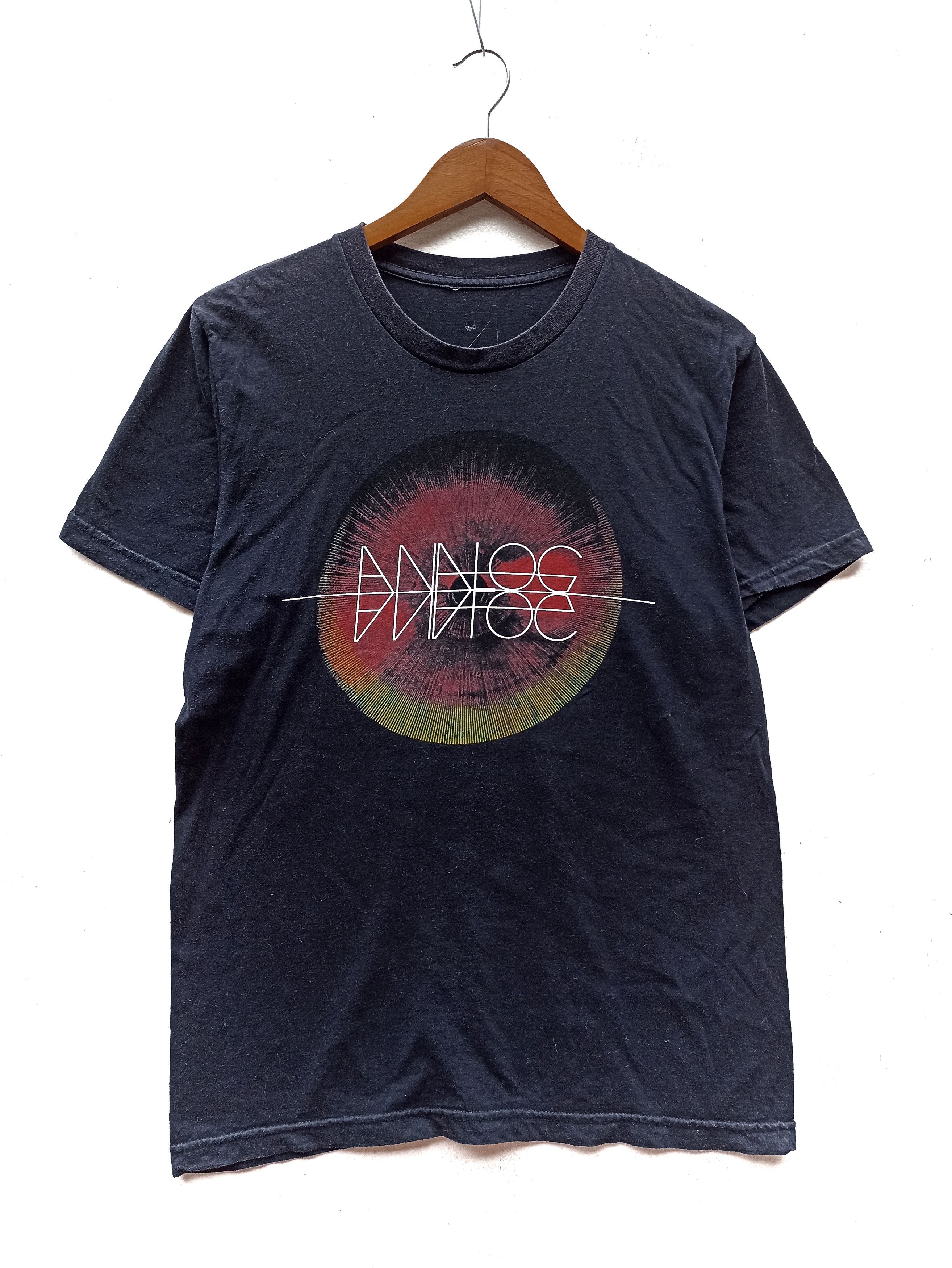 Analog Analog t shirt symmetry Size US M / EU 48-50 / 2 - 1 Thumbnail