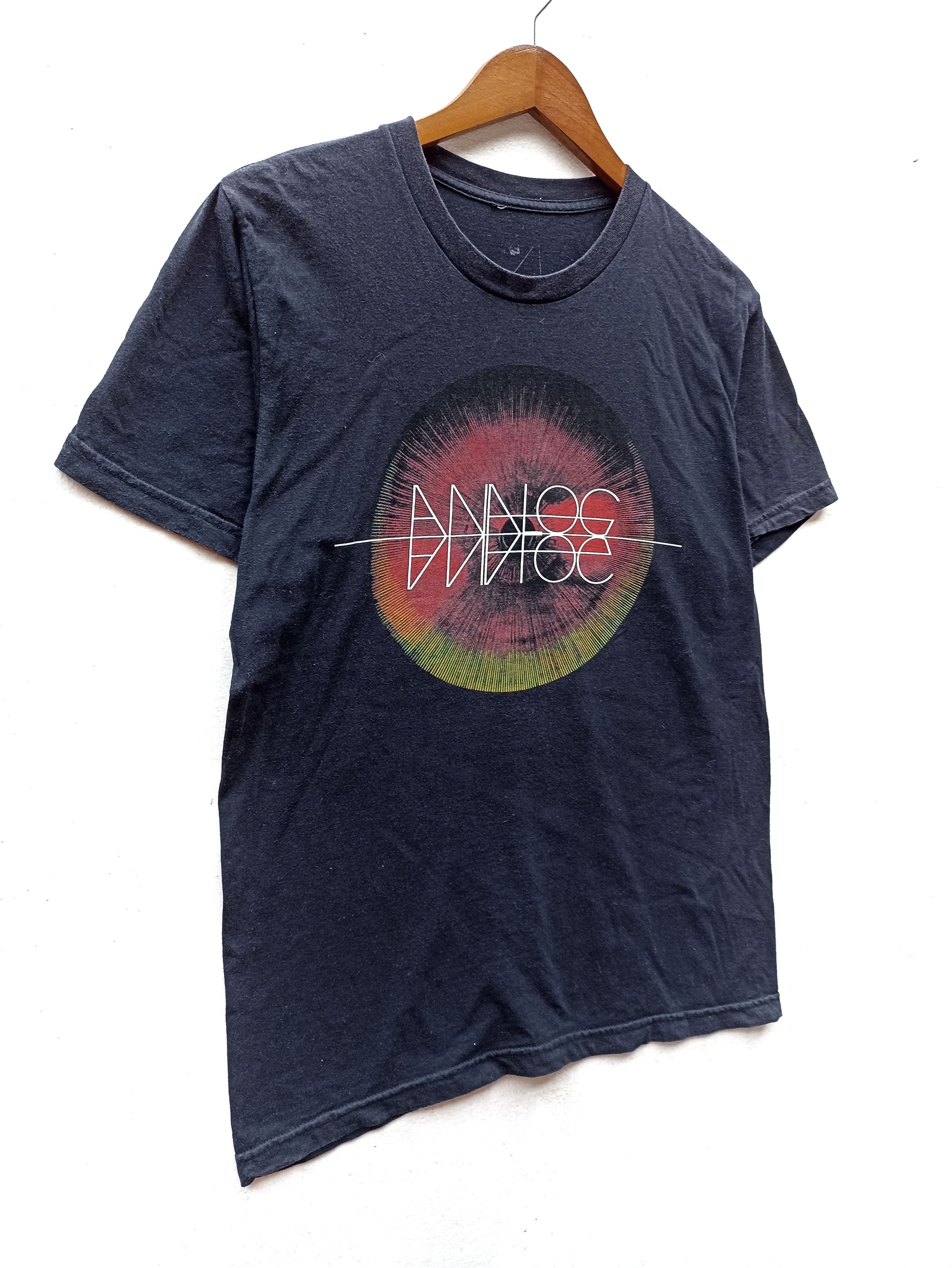 Analog Analog t shirt symmetry Size US M / EU 48-50 / 2 - 3 Thumbnail