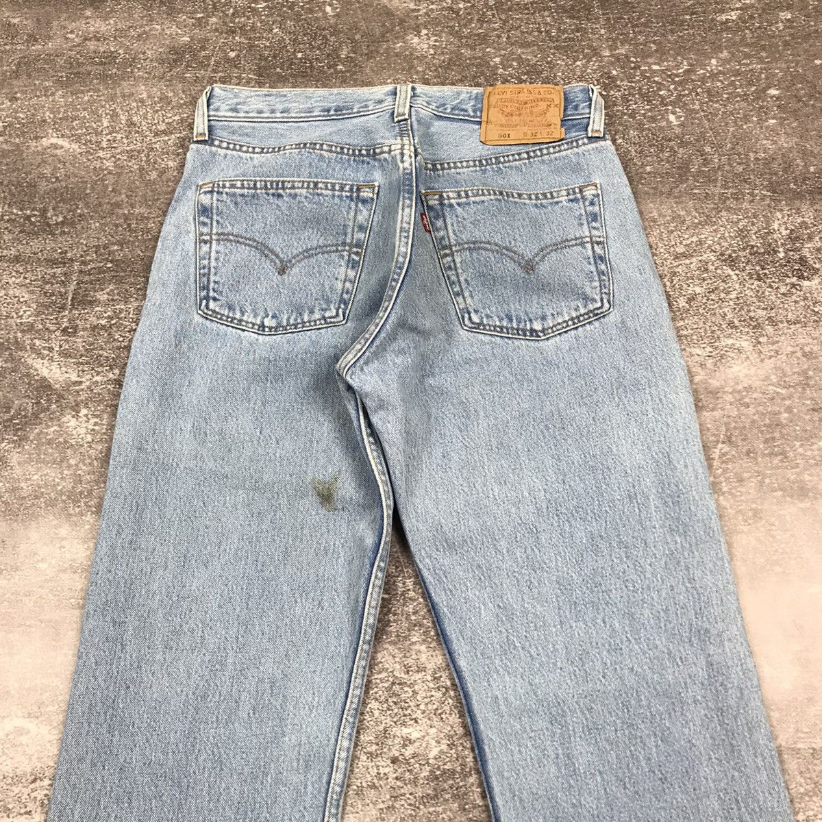 Levi's Vintage 90’s Levis 501 Made in USA Denim Jeans Size US 32 / EU 48 - 2 Thumbnail