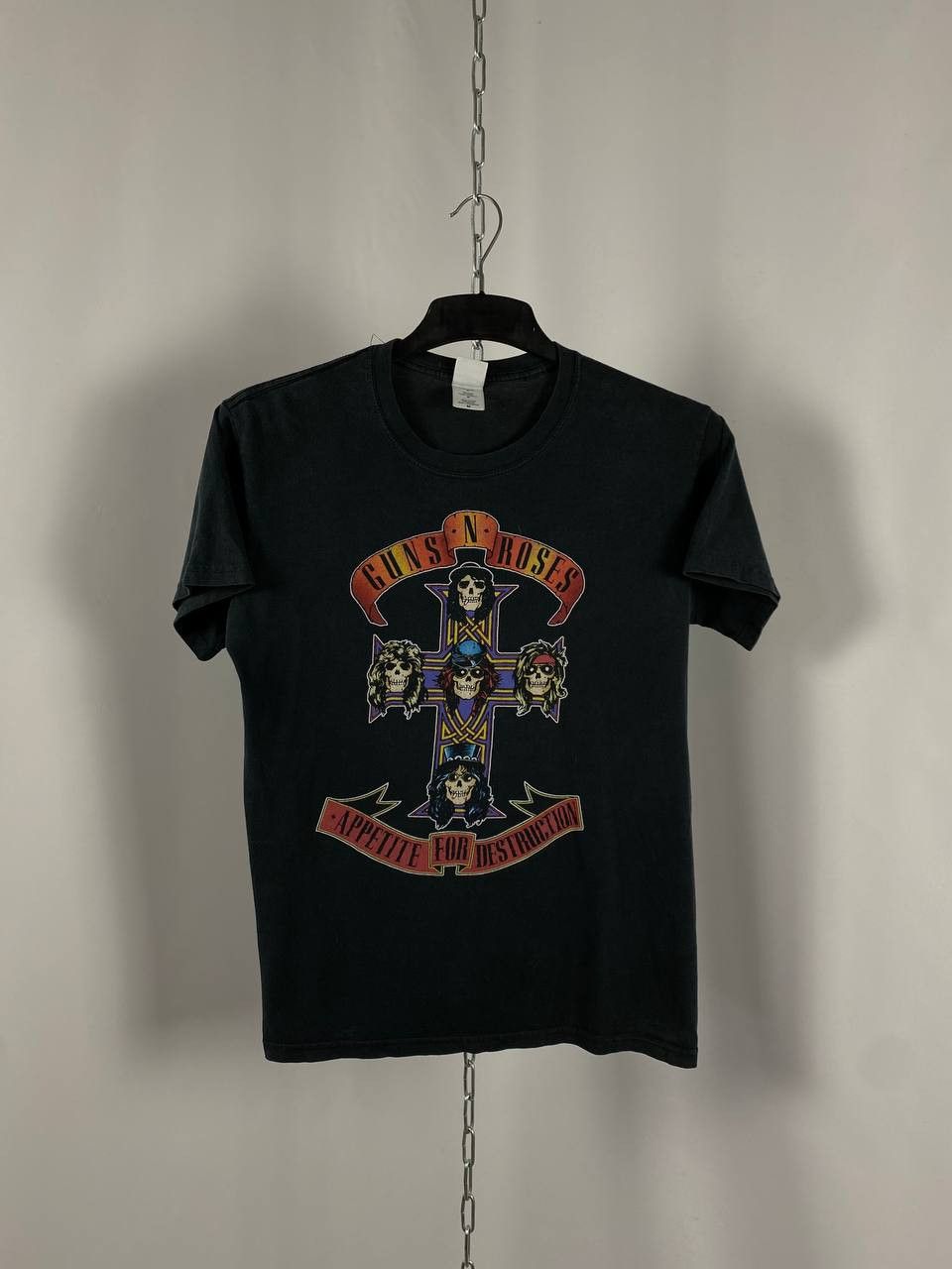 Guns N' Roses Guns n Roses vintage T-shirts big logo rock tee size M Size US S / EU 44-46 / 1 - 1 Thumbnail