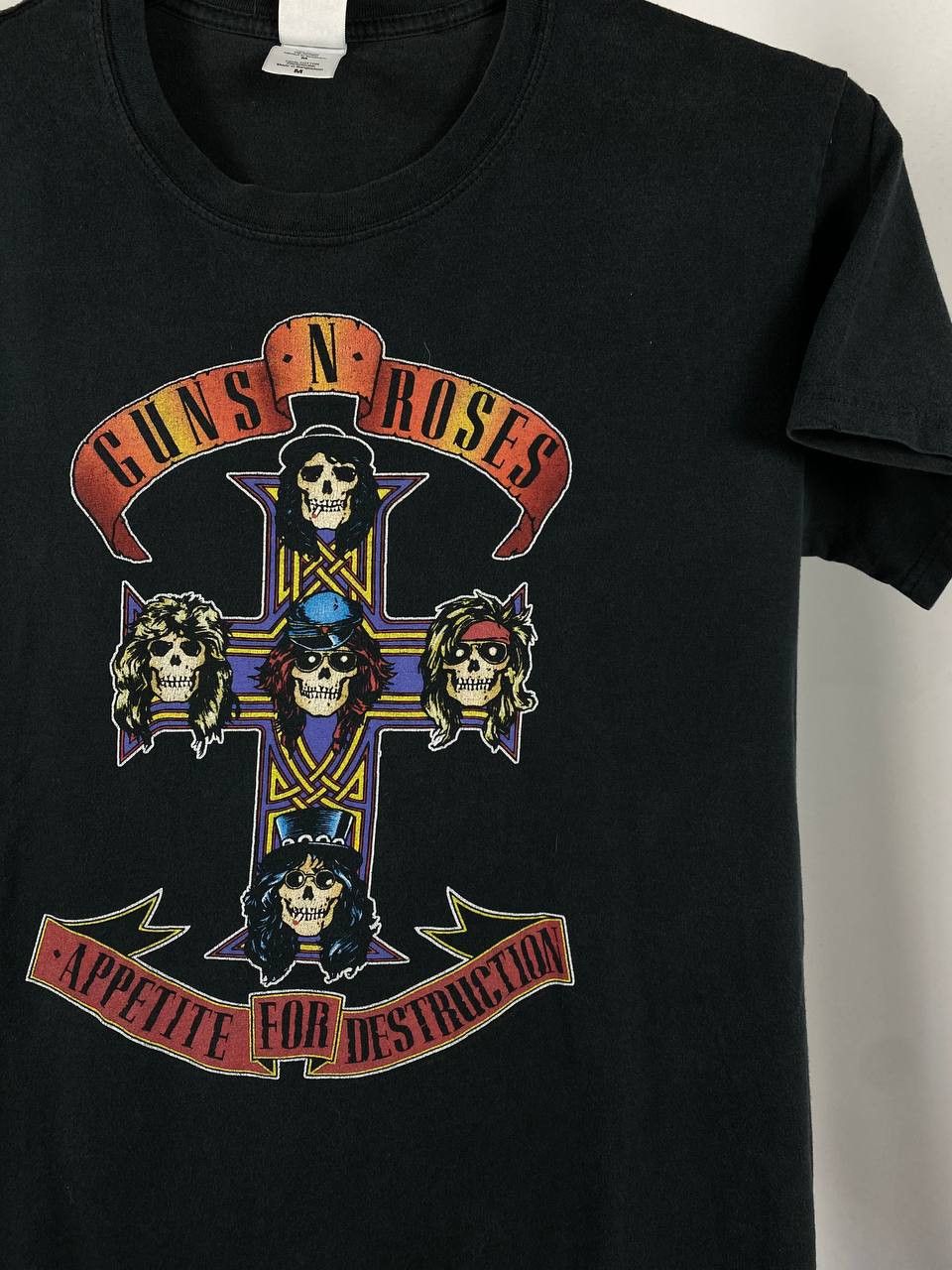 Guns N' Roses Guns n Roses vintage T-shirts big logo rock tee size M Size US S / EU 44-46 / 1 - 3 Thumbnail