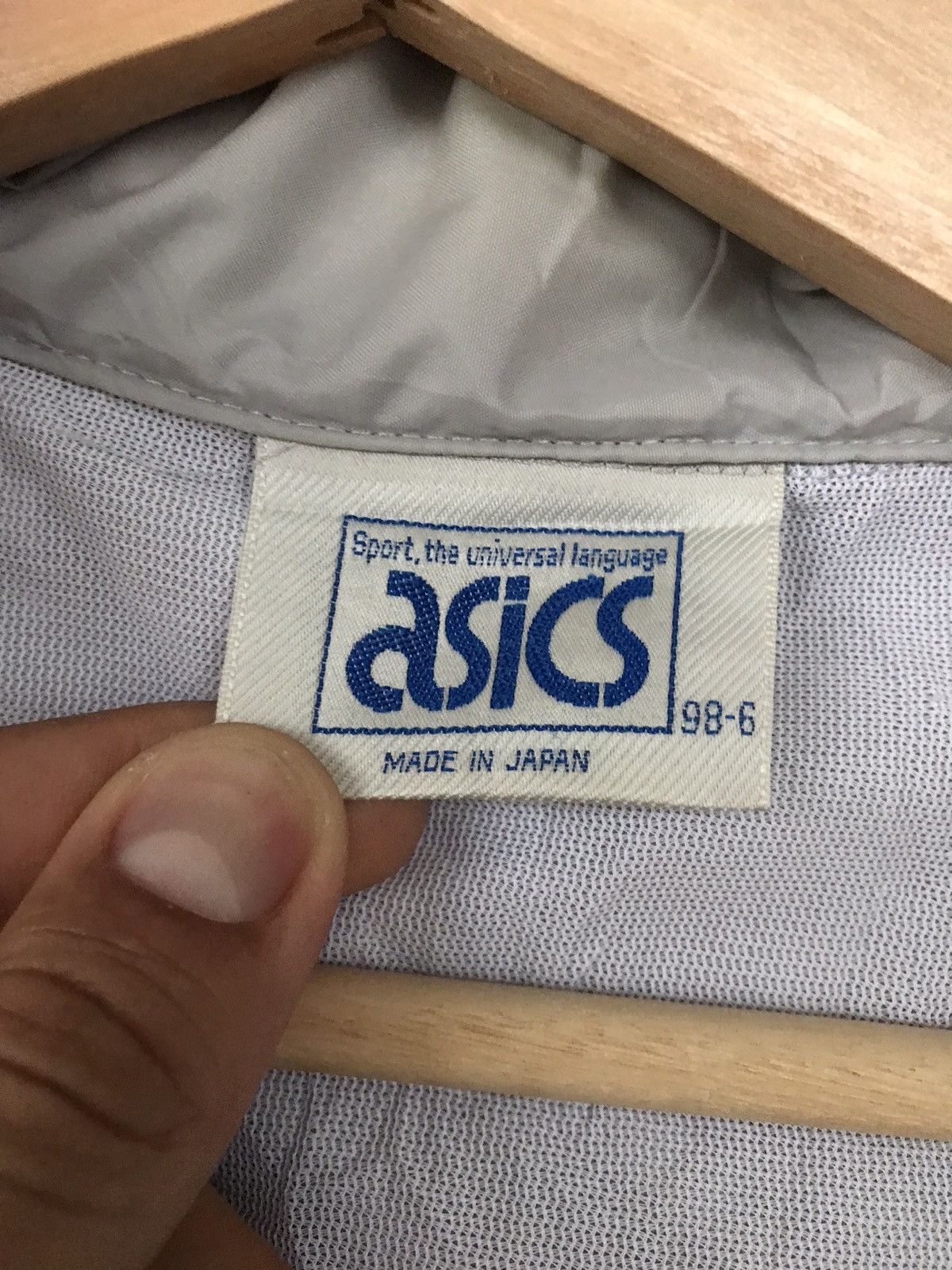 Asics Vintage Jaspo Asics Windbreaker Hoodies Size US L / EU 52-54 / 3 - 10 Thumbnail