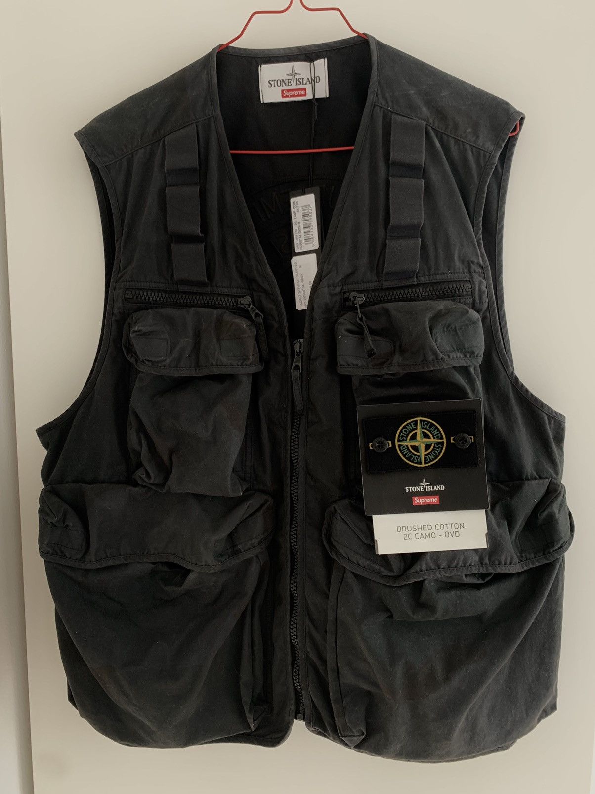 Supreme Orginal Supreme Stone Island SS19 Camo Cargo Vest Black, M