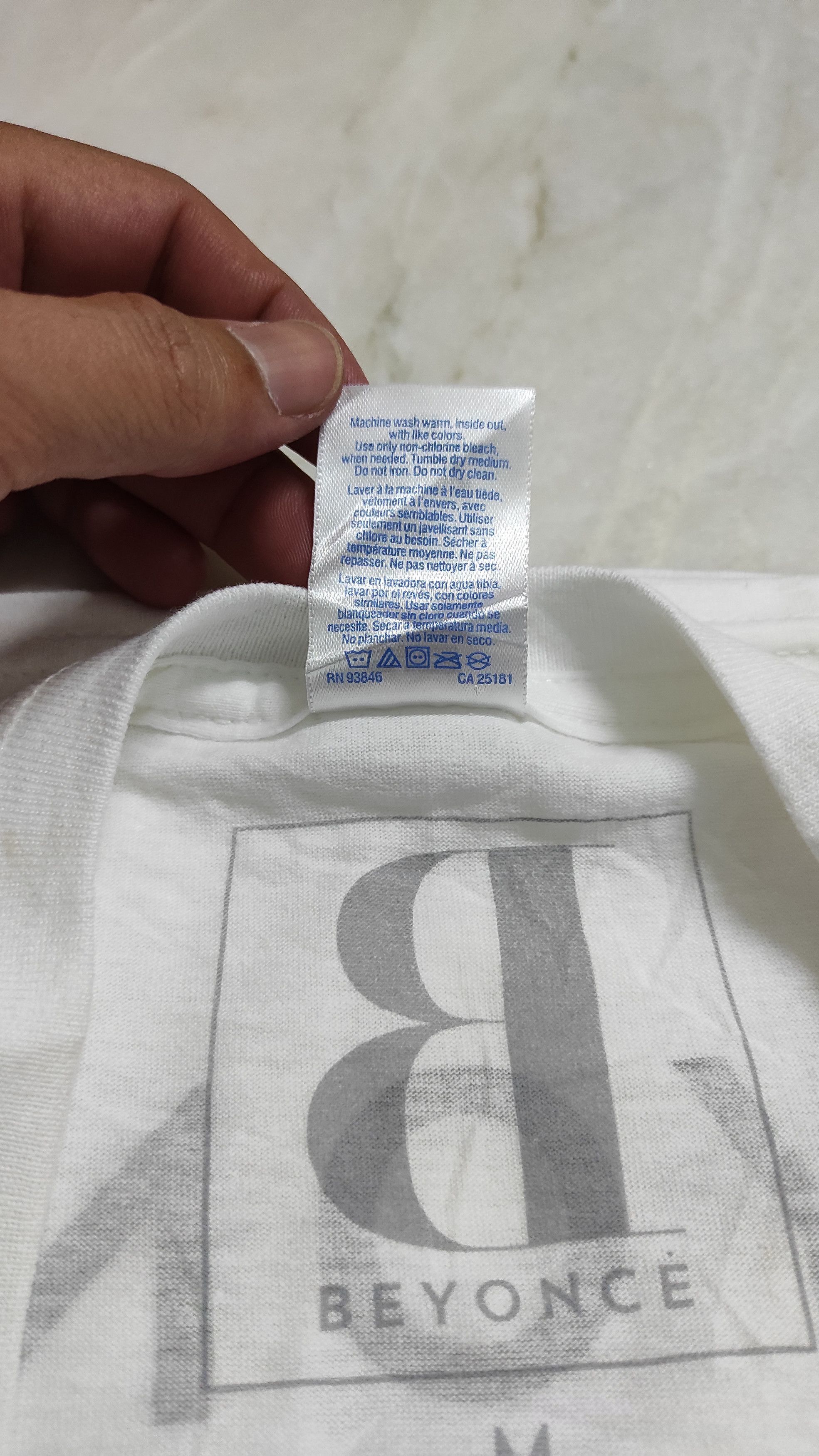 Other Beyonce AOP Mr Carter's 2013 world tour tee Size US M / EU 48-50 / 2 - 4 Thumbnail