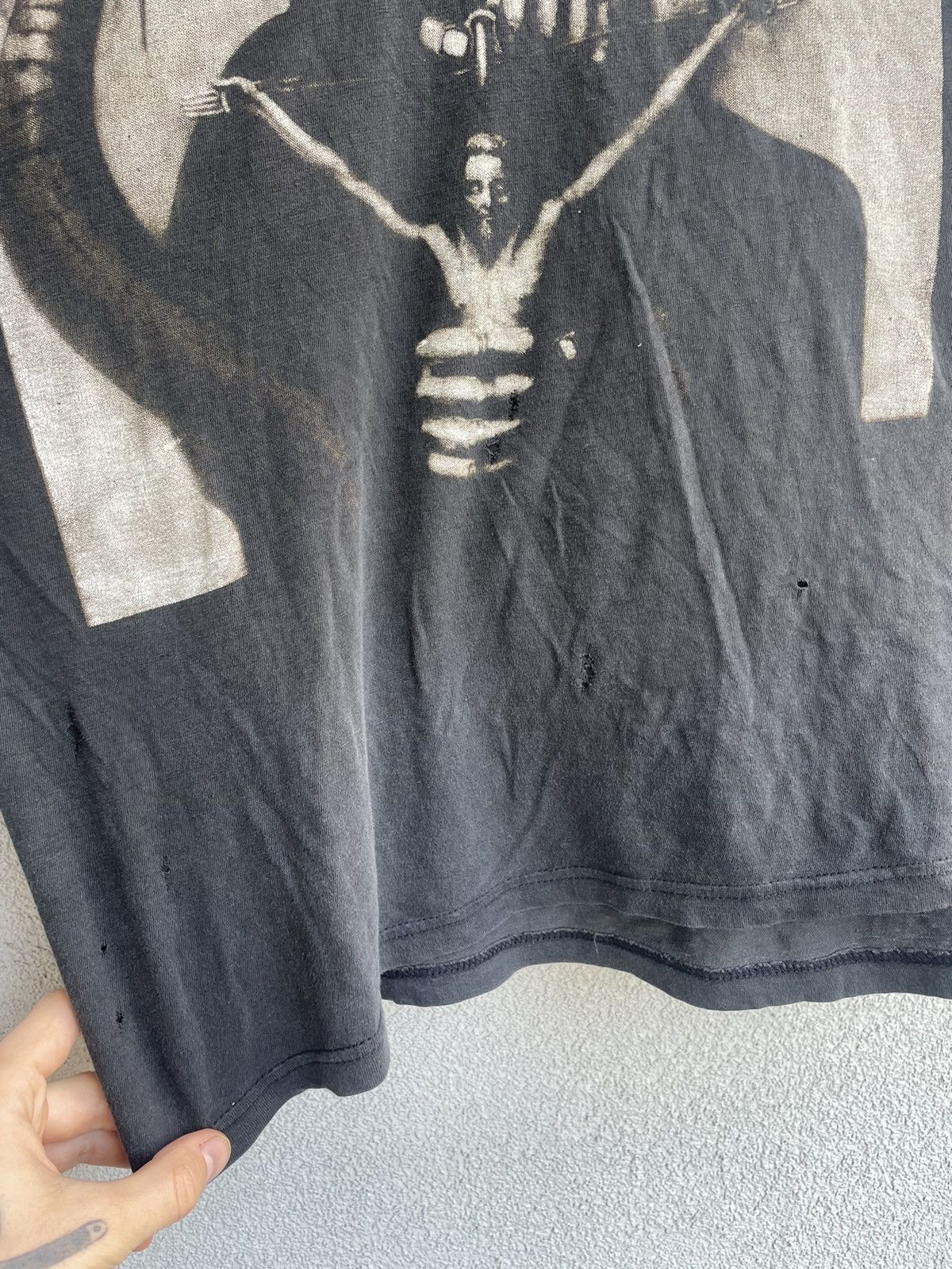 Band Tees Celtic Frost To Mega Therion Vintage Distressed Band Tee Size US L / EU 52-54 / 3 - 4 Thumbnail