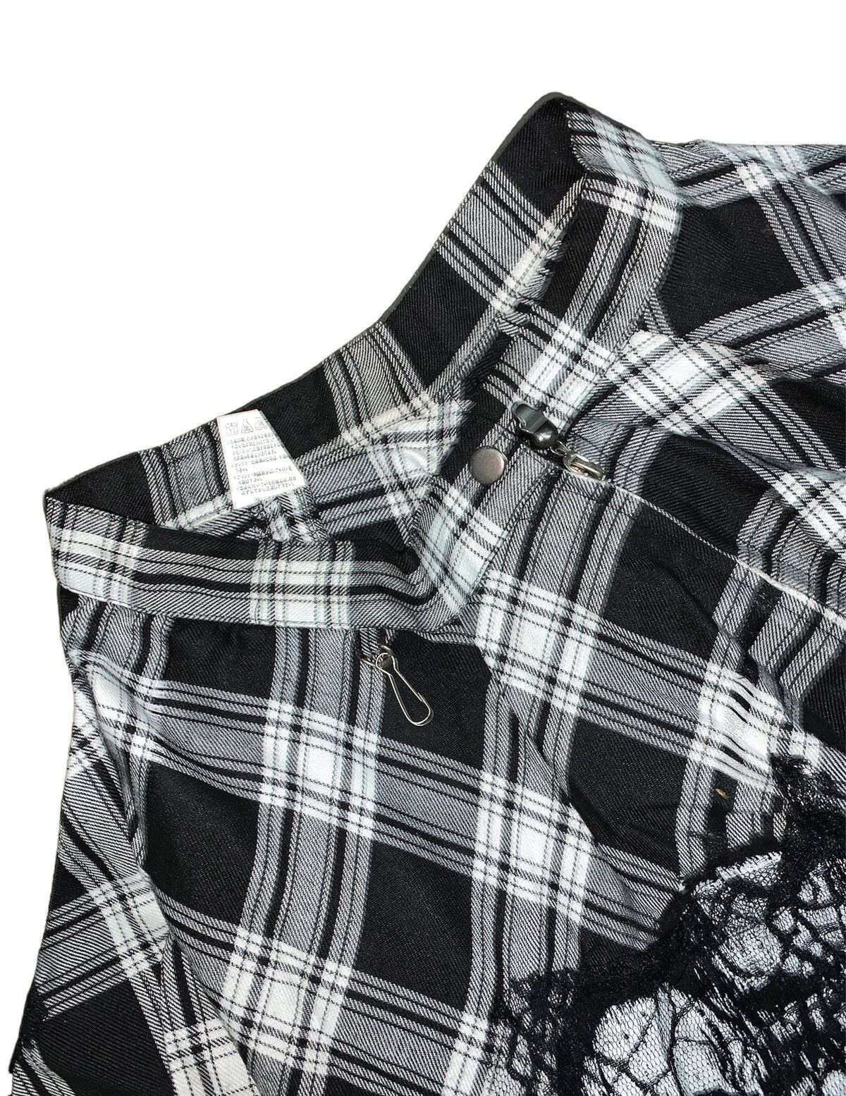 Fashion Victim MAD PUNKS Black Tartan Flowered Skirts Size 24" / US 00 / IT 34 - 7 Thumbnail