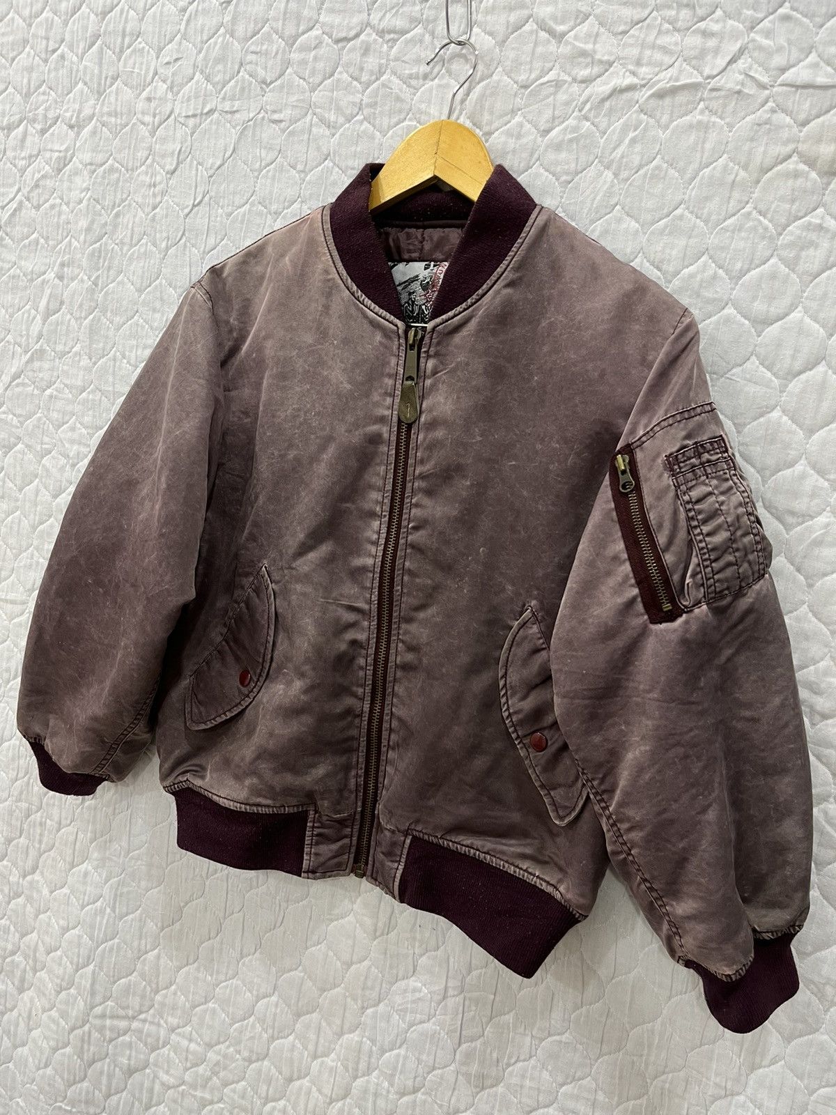 Grailed B66. BOBSON HYPEBEAST BOMBER JACKET Size US S / EU 44-46 / 1 - 2 Thumbnail