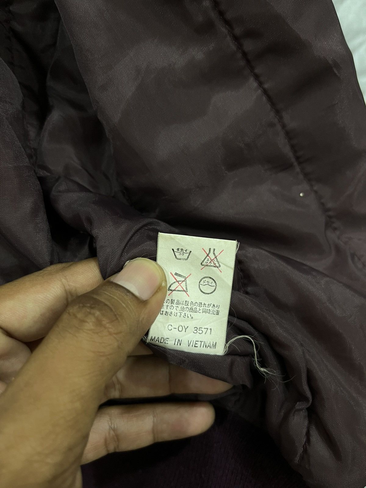 Grailed B66. BOBSON HYPEBEAST BOMBER JACKET Size US S / EU 44-46 / 1 - 7 Thumbnail