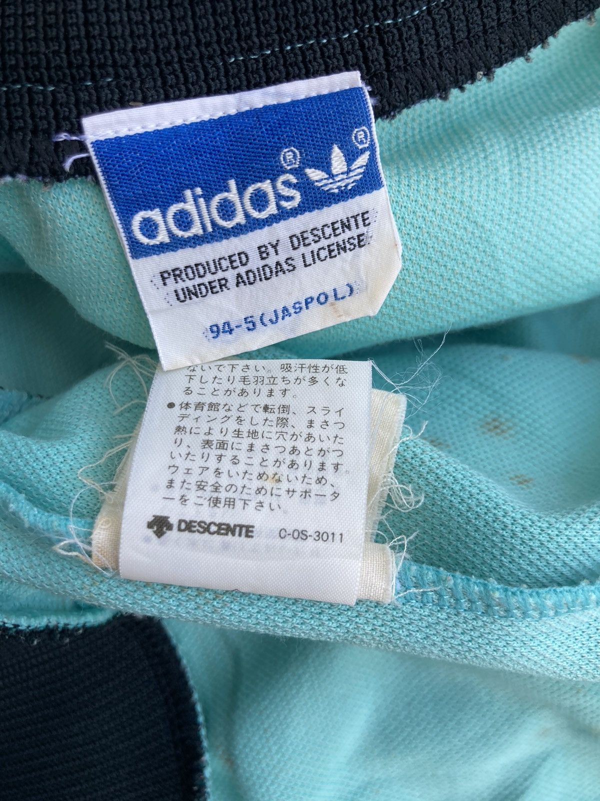Vintage VINTAGE ADIDAS TRACKTOP JAPAN Size US M / EU 48-50 / 2 - 9 Thumbnail