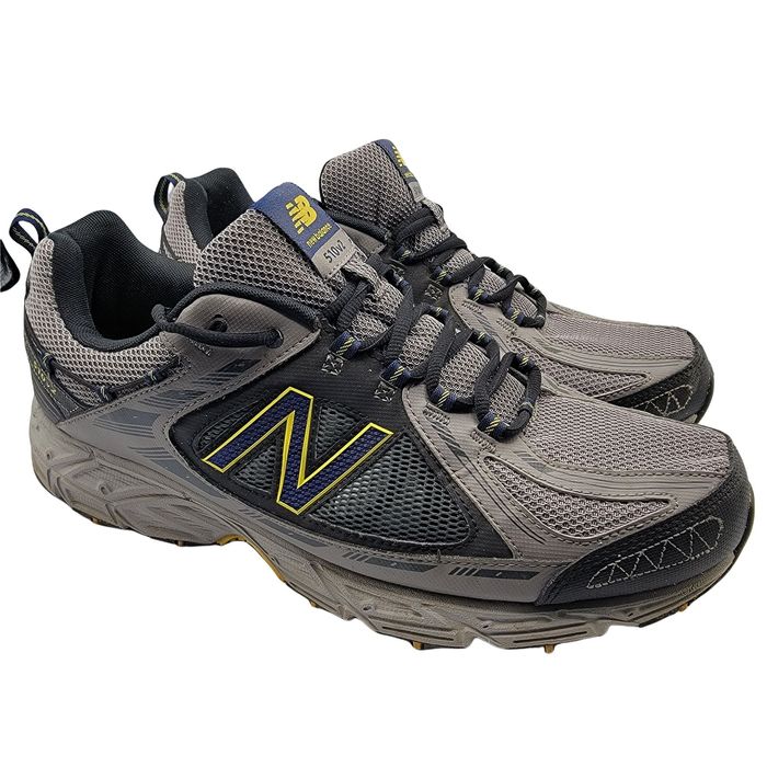 new balance 10.5 4e shoes