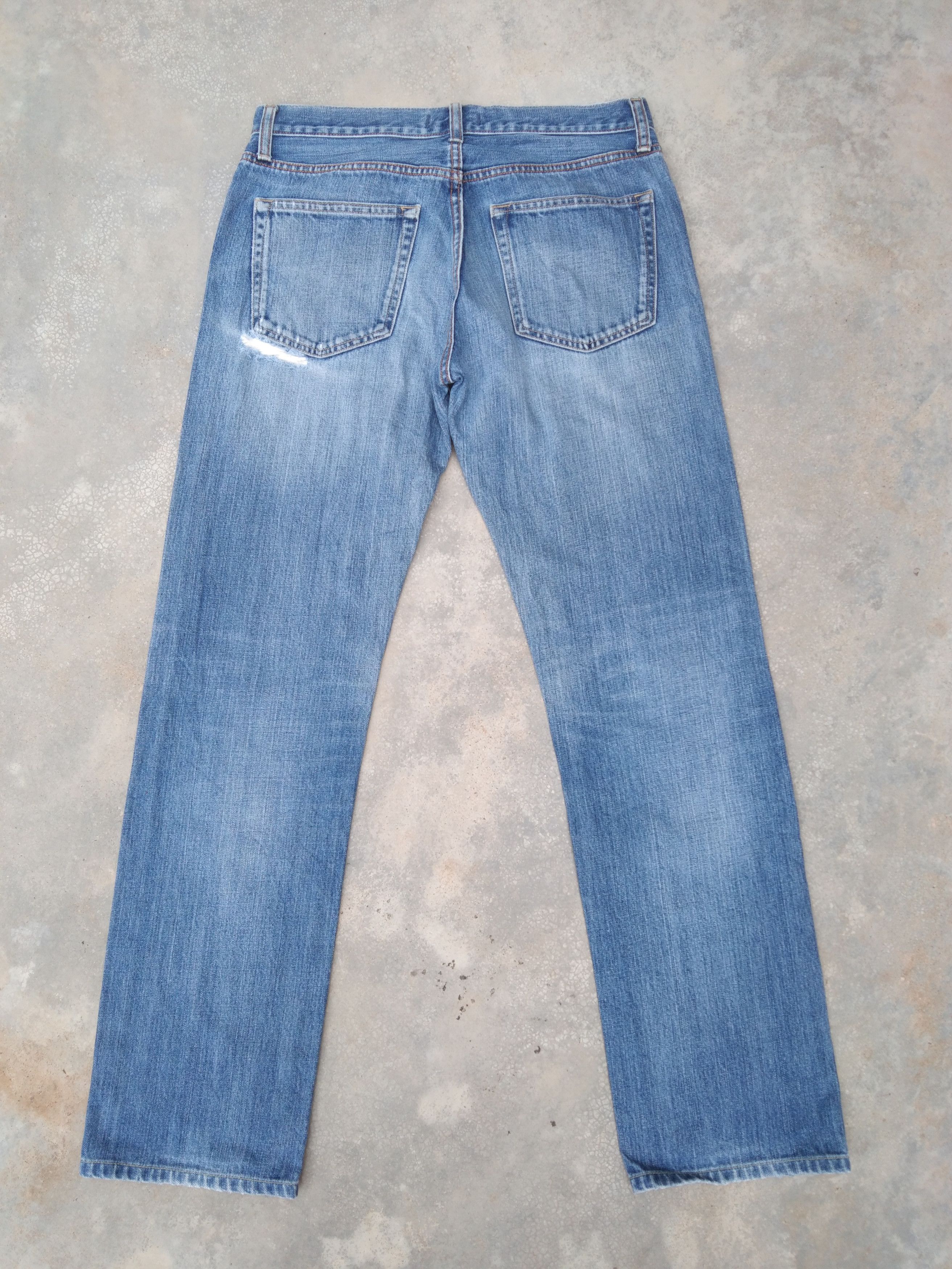 Japanese Brand × Jean × Vintage Vintage Japanese Brand Uniqlo Distressed Jeans 30x30 Size US 30 / EU 46 - 2 Thumbnail