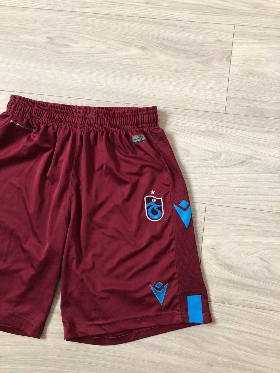 Other TRABZONSPOR FOOTBALL SHORT MACRON Size US 34 / EU 50 - 3 Thumbnail