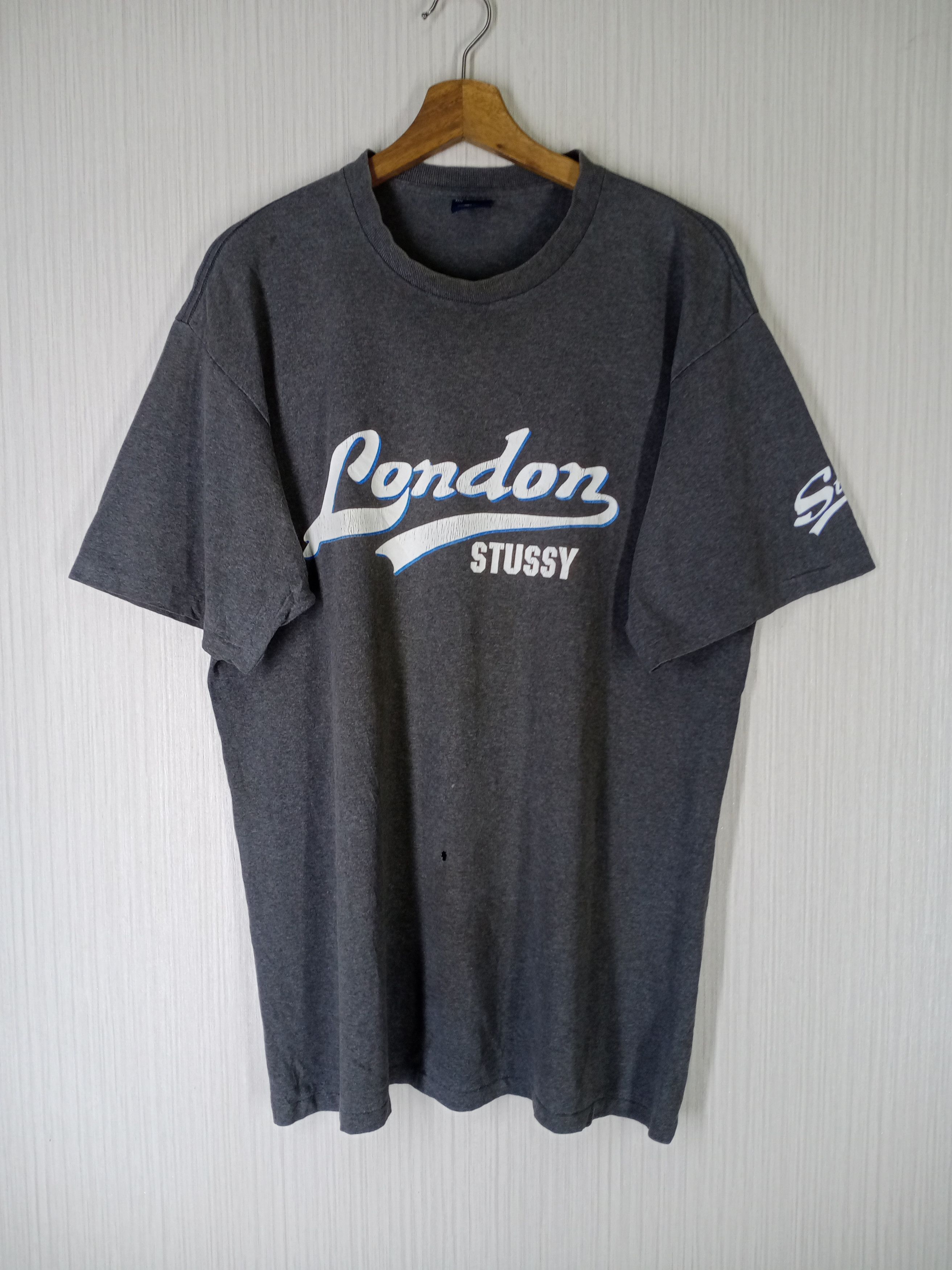 Stussy × Vintage Rare Vintage 90s Stussy London Big Logo Tshirt Size US L / EU 52-54 / 3 - 1 Thumbnail