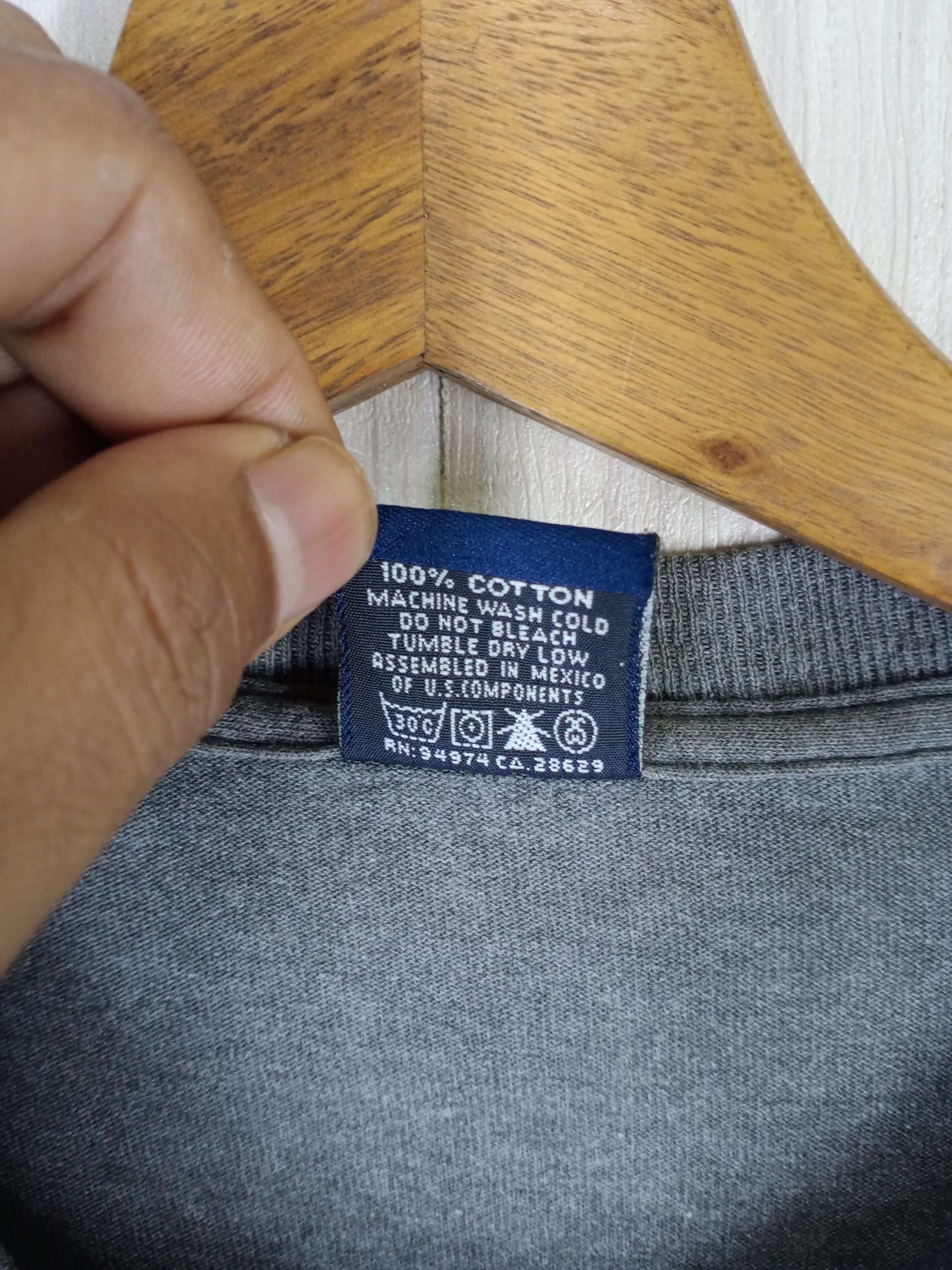 Stussy × Vintage Rare Vintage 90s Stussy London Big Logo Tshirt Size US L / EU 52-54 / 3 - 6 Thumbnail