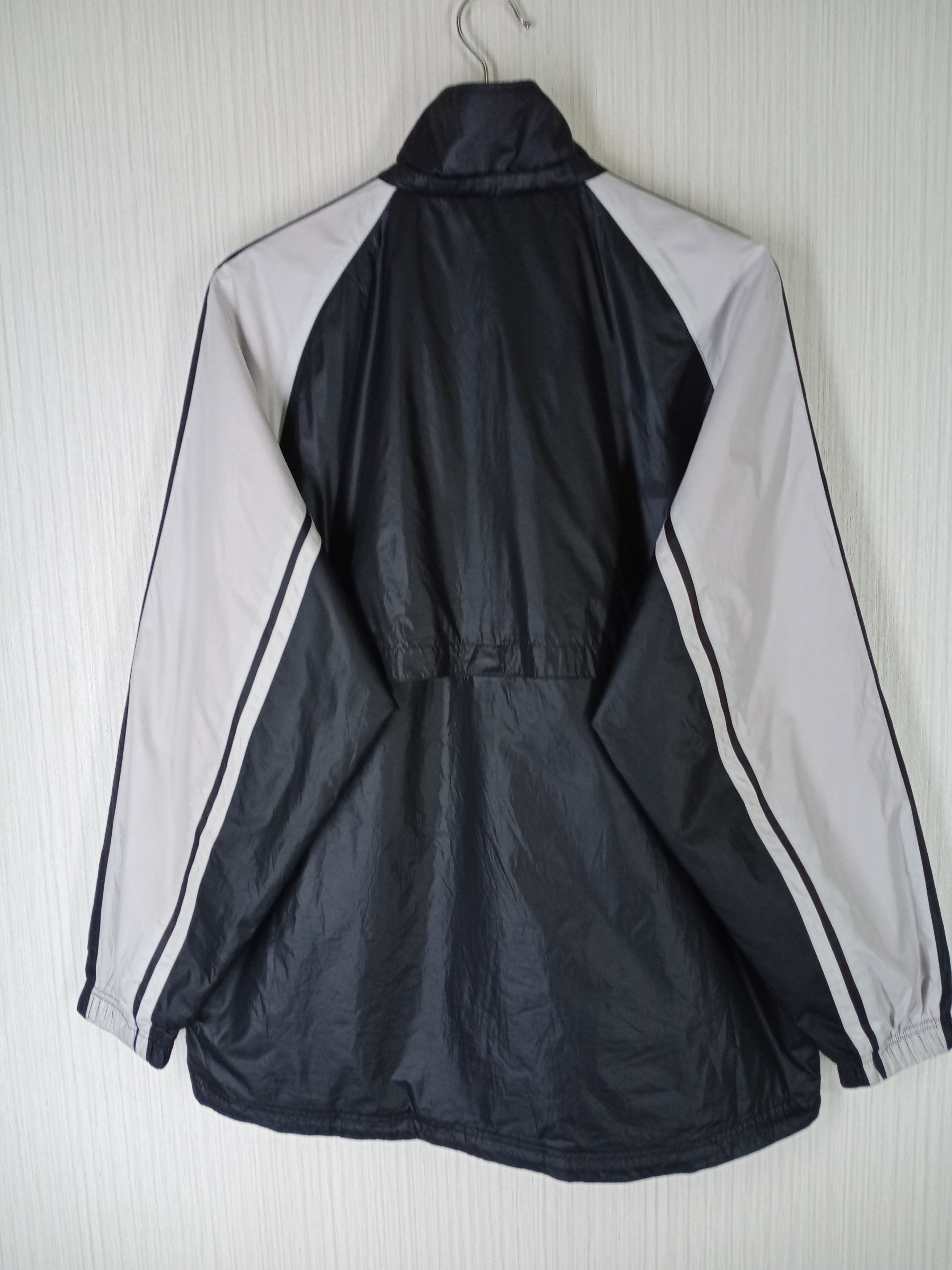 Sergio Tacchini Rare Vintage Sergio Tacchini Jacket Size US L / EU 52-54 / 3 - 3 Thumbnail