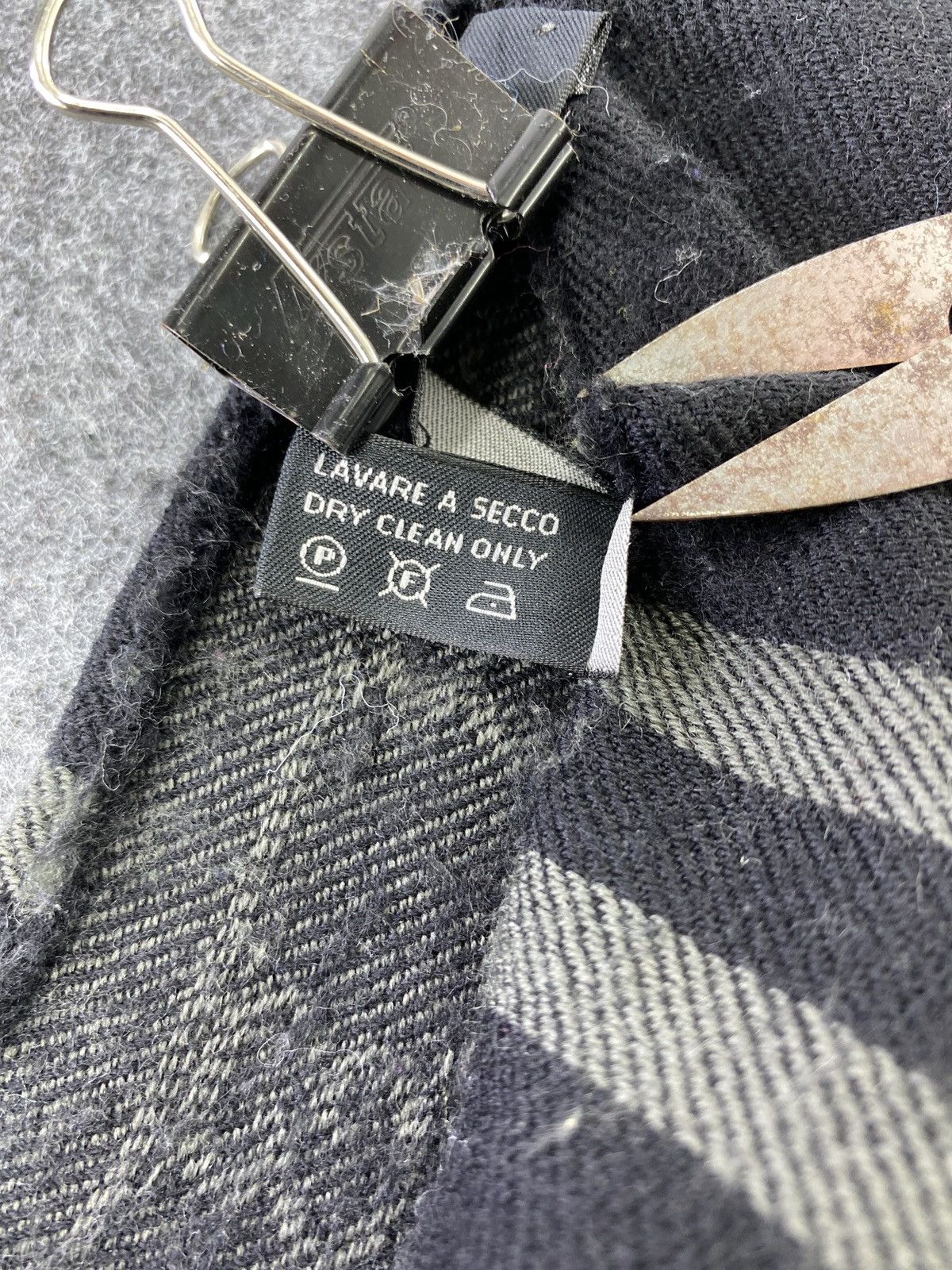 Gucci Gucci Wool Scarf/Muffler/neckwear -T188 Size ONE SIZE - 11 Thumbnail