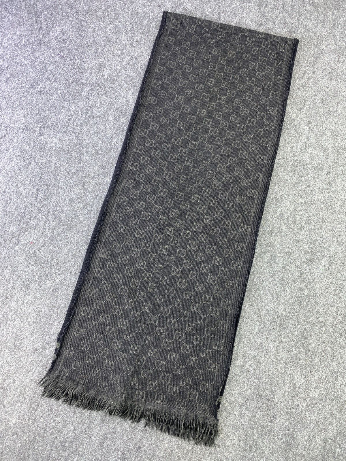 Gucci Gucci Wool Scarf/Muffler/neckwear -T188 Size ONE SIZE - 1 Thumbnail