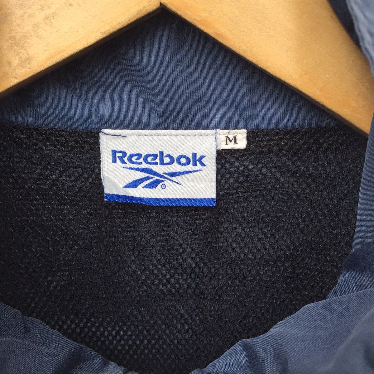Reebok Vintage 90s Reebok Embroidered Small Logo Jacket | Dope Hype Size US M / EU 48-50 / 2 - 3 Thumbnail