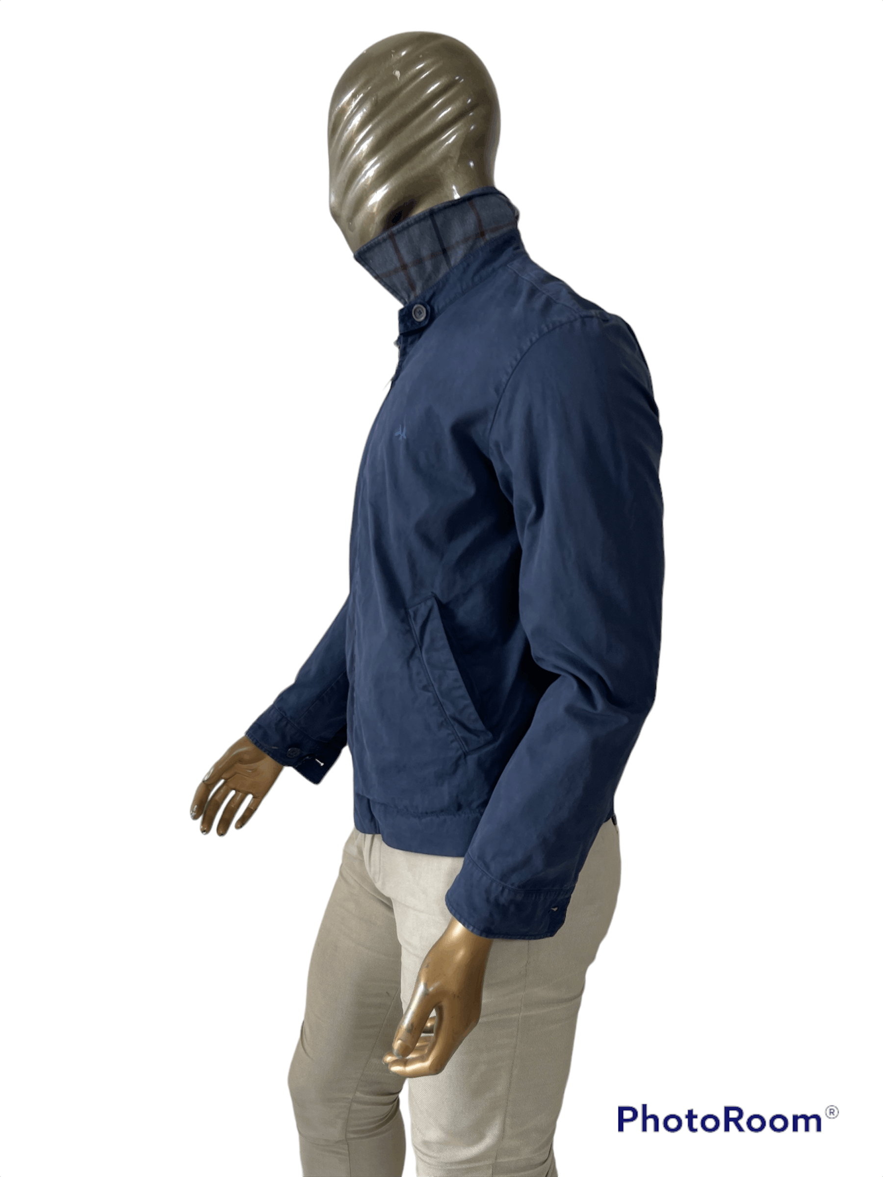 Burberry 🔥 Burberry light jacket tb Burberry size M navy Size US M / EU 48-50 / 2 - 2 Thumbnail