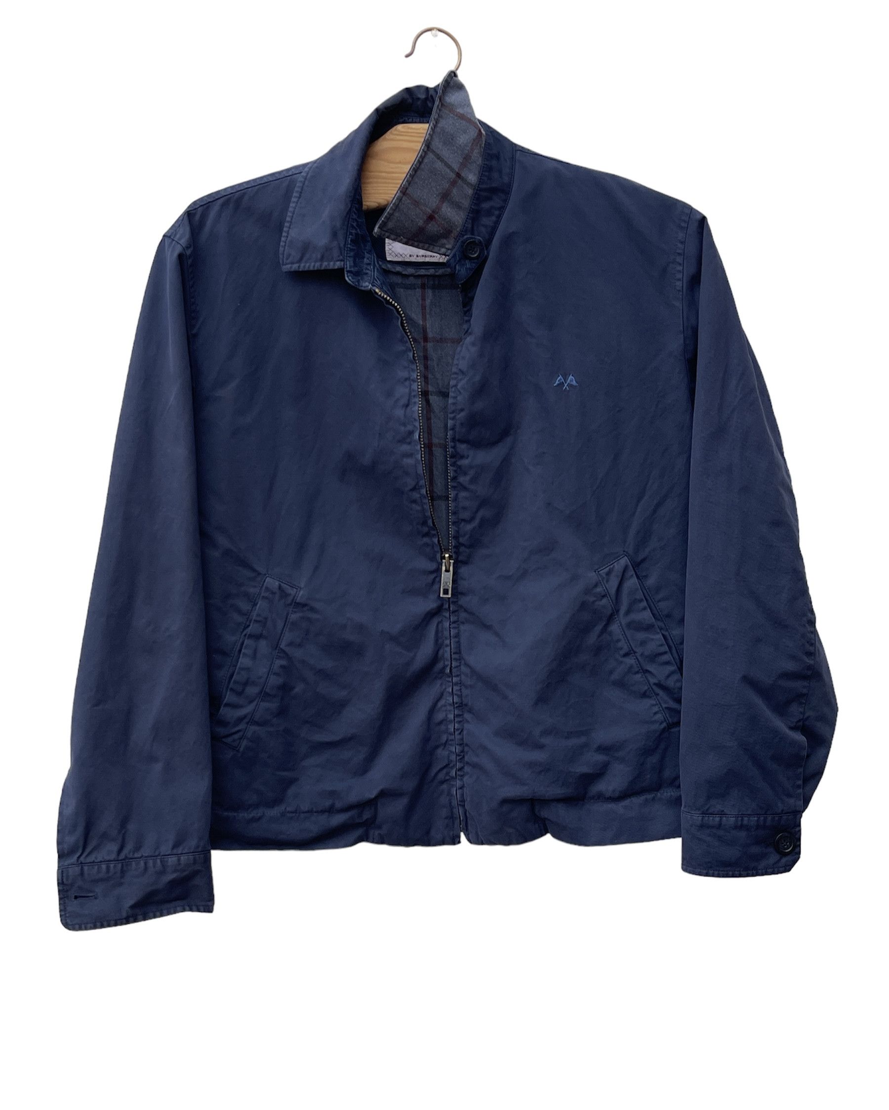 Burberry 🔥 Burberry light jacket tb Burberry size M navy Size US M / EU 48-50 / 2 - 4 Thumbnail