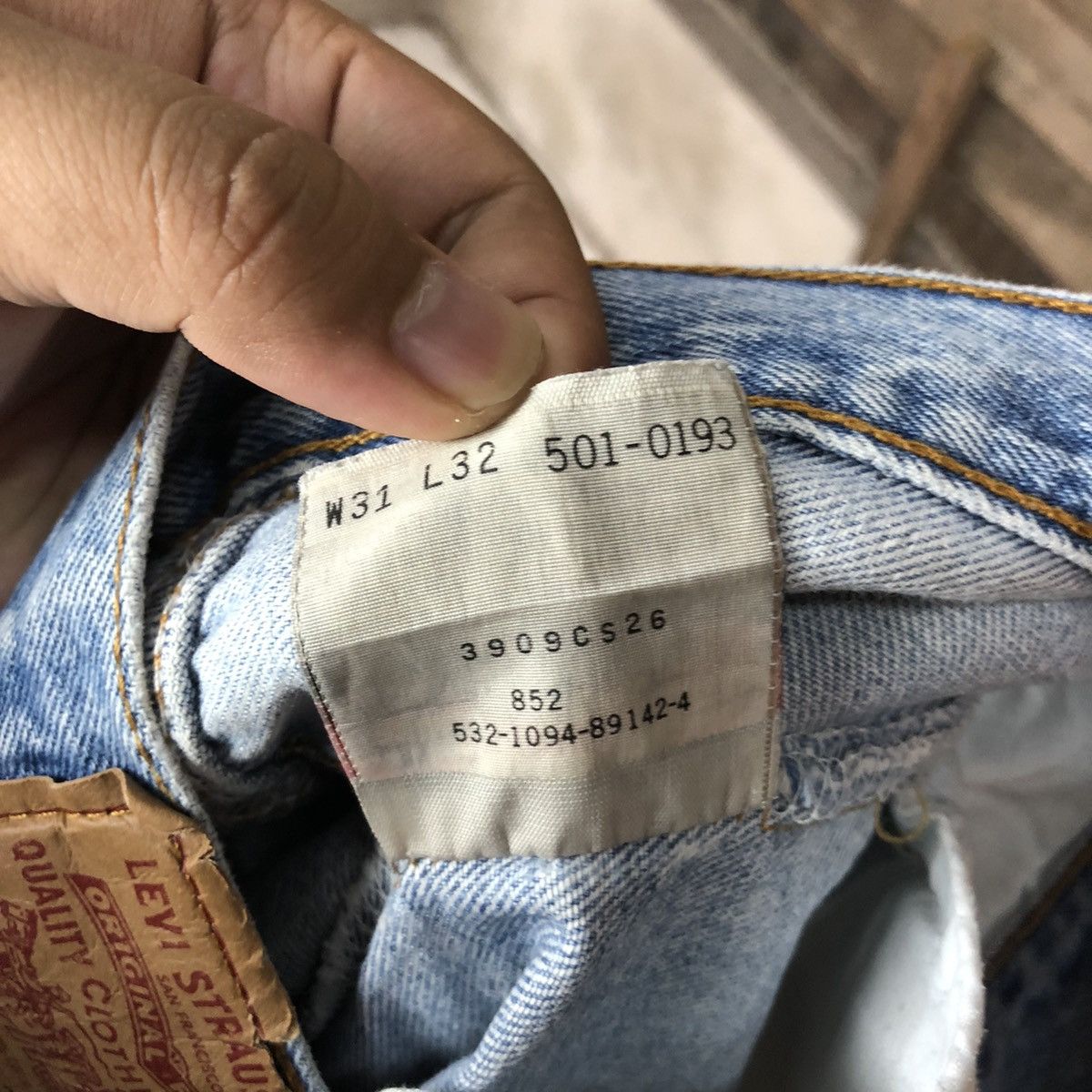 Levi's 501 usa Levis vintage jeans Denim Pants #4541 Size US 31 - 18 Thumbnail