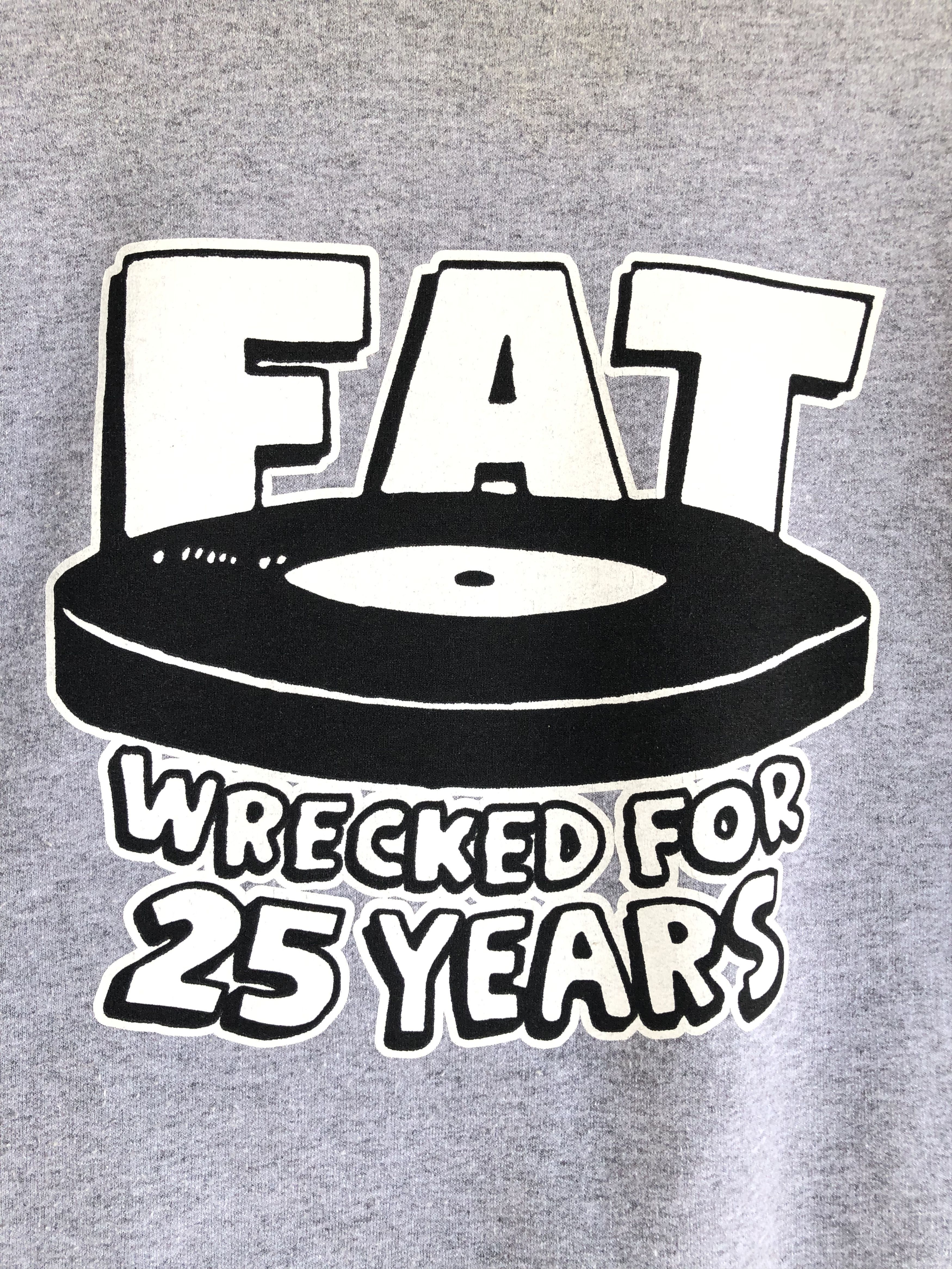 Band Tees RARE🔥VINTAGE FAT WRECK CHORDS PUNK ROCK RECORD LABEL Size US XL / EU 56 / 4 - 3 Thumbnail