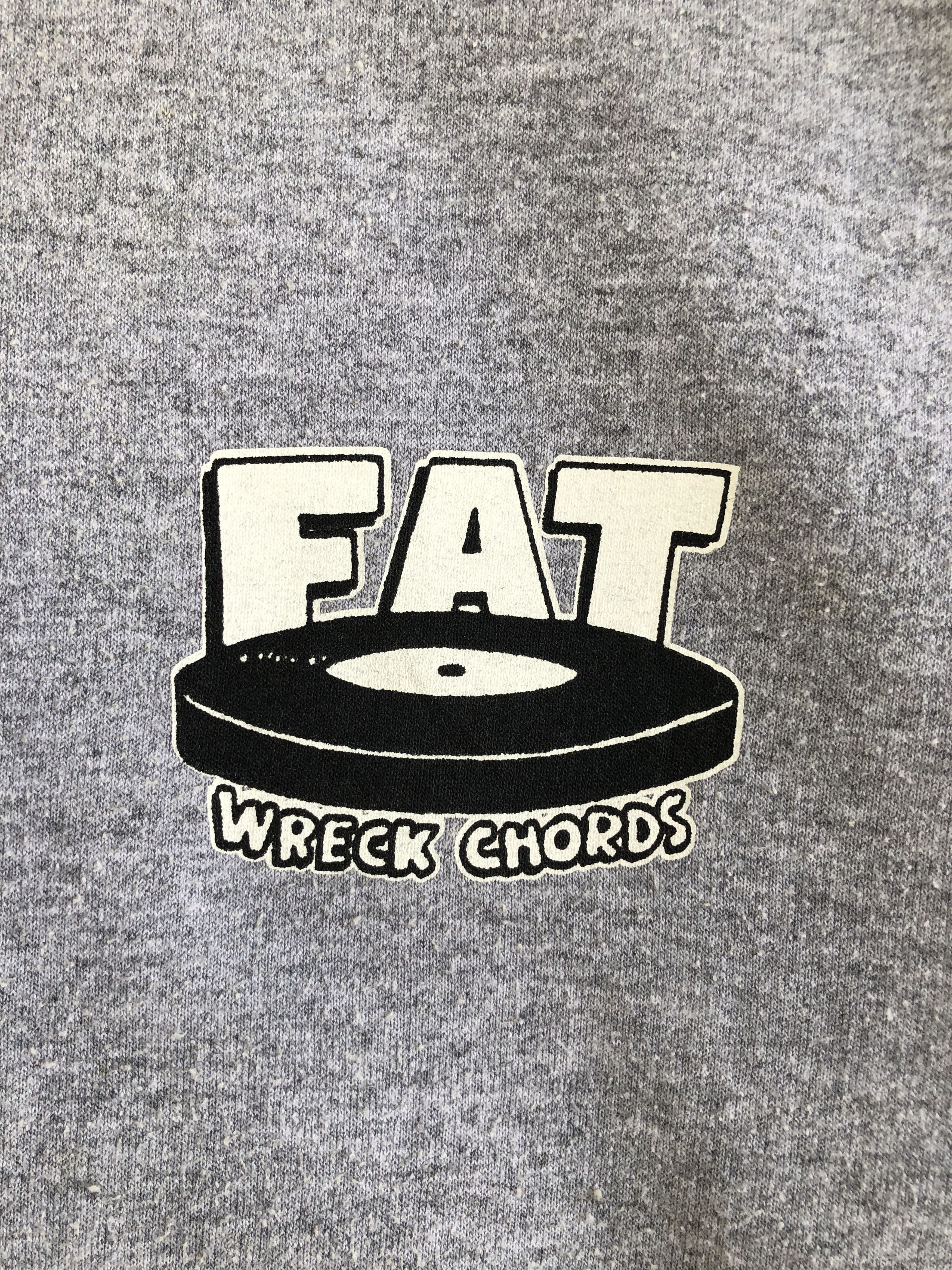 Band Tees RARE🔥VINTAGE FAT WRECK CHORDS PUNK ROCK RECORD LABEL Size US XL / EU 56 / 4 - 4 Thumbnail