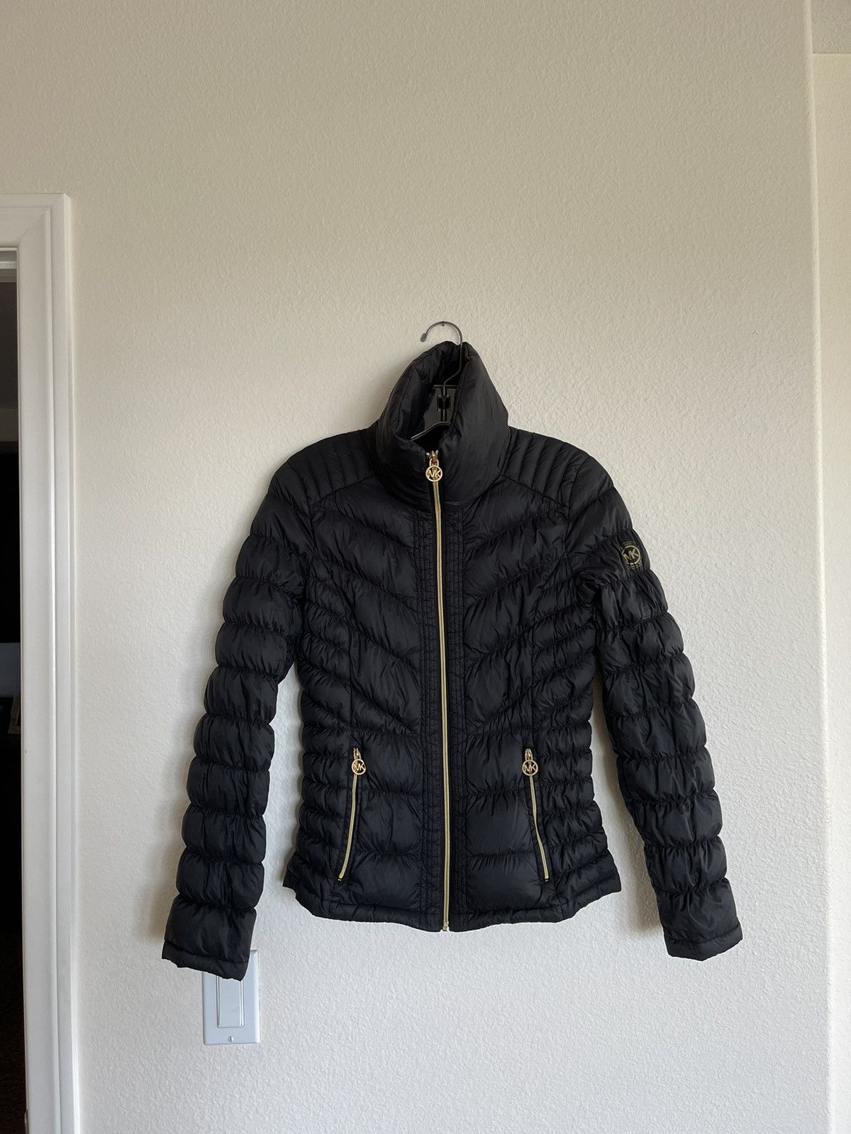 Michael Kors packable down fill jacket pre loved size XS