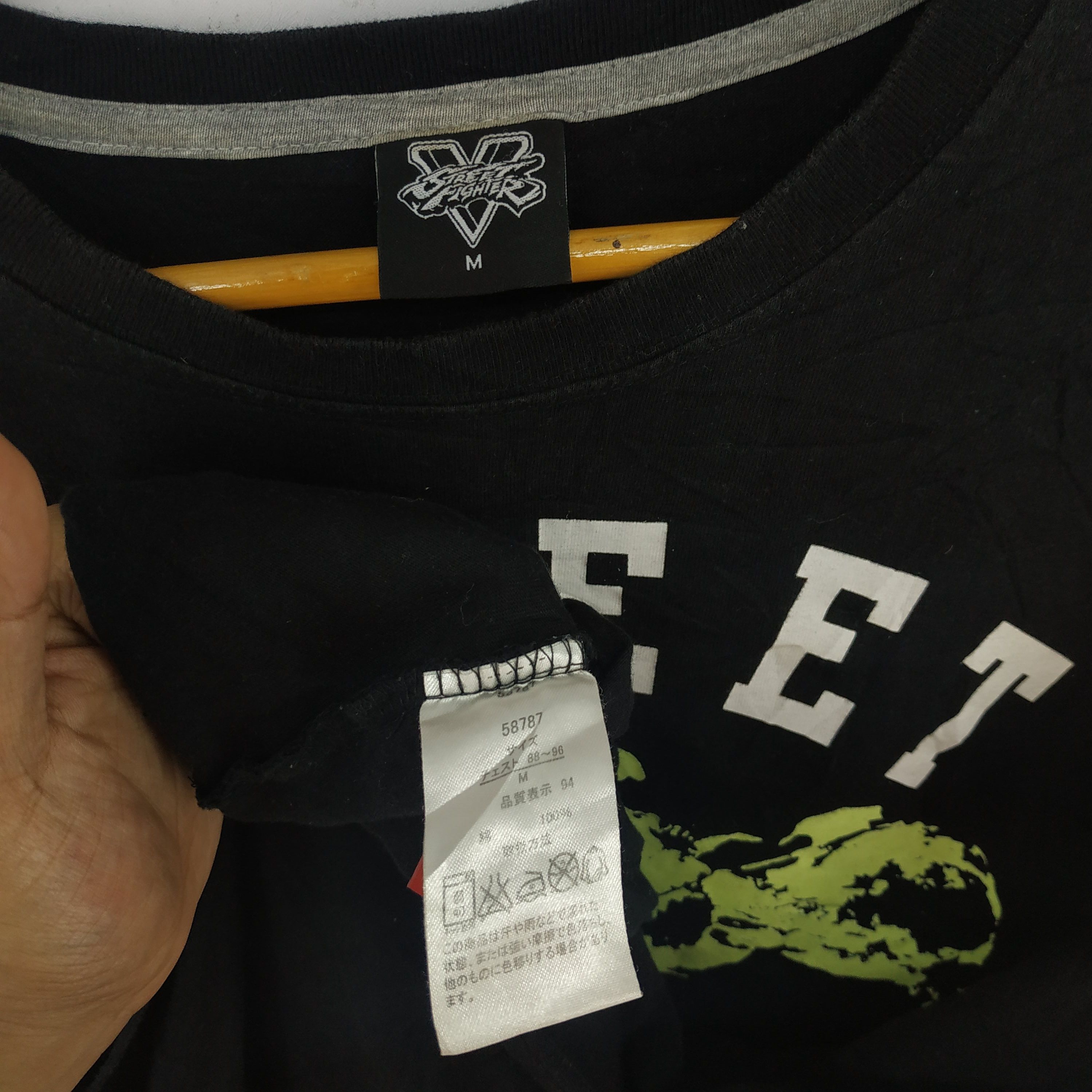 Japanese Brand × Vintage Vintage Capcom Street Fighter V Shirt. #G Size US M / EU 48-50 / 2 - 5 Thumbnail