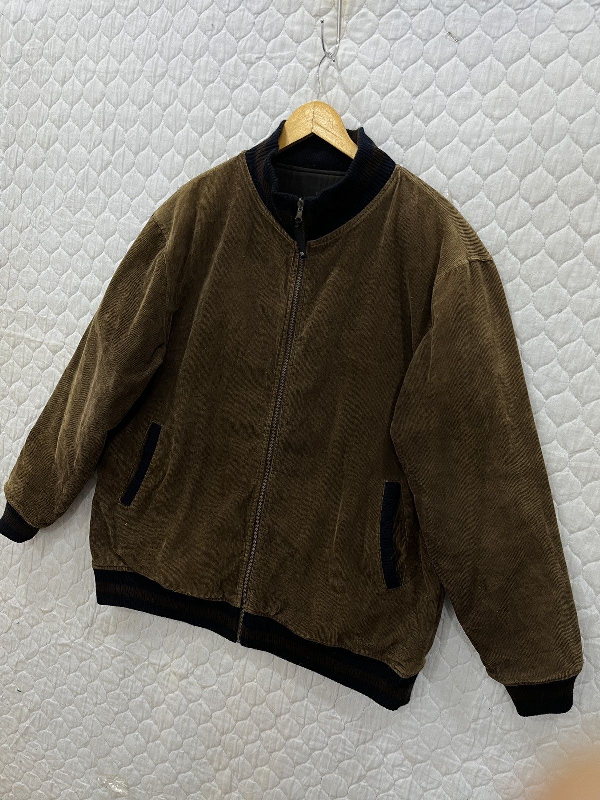 Vintage (Xx). RUFTWOGEAR HYPEBEAST RIVERSIBLE CORDUROY JACKET Size US L / EU 52-54 / 3 - 6 Thumbnail