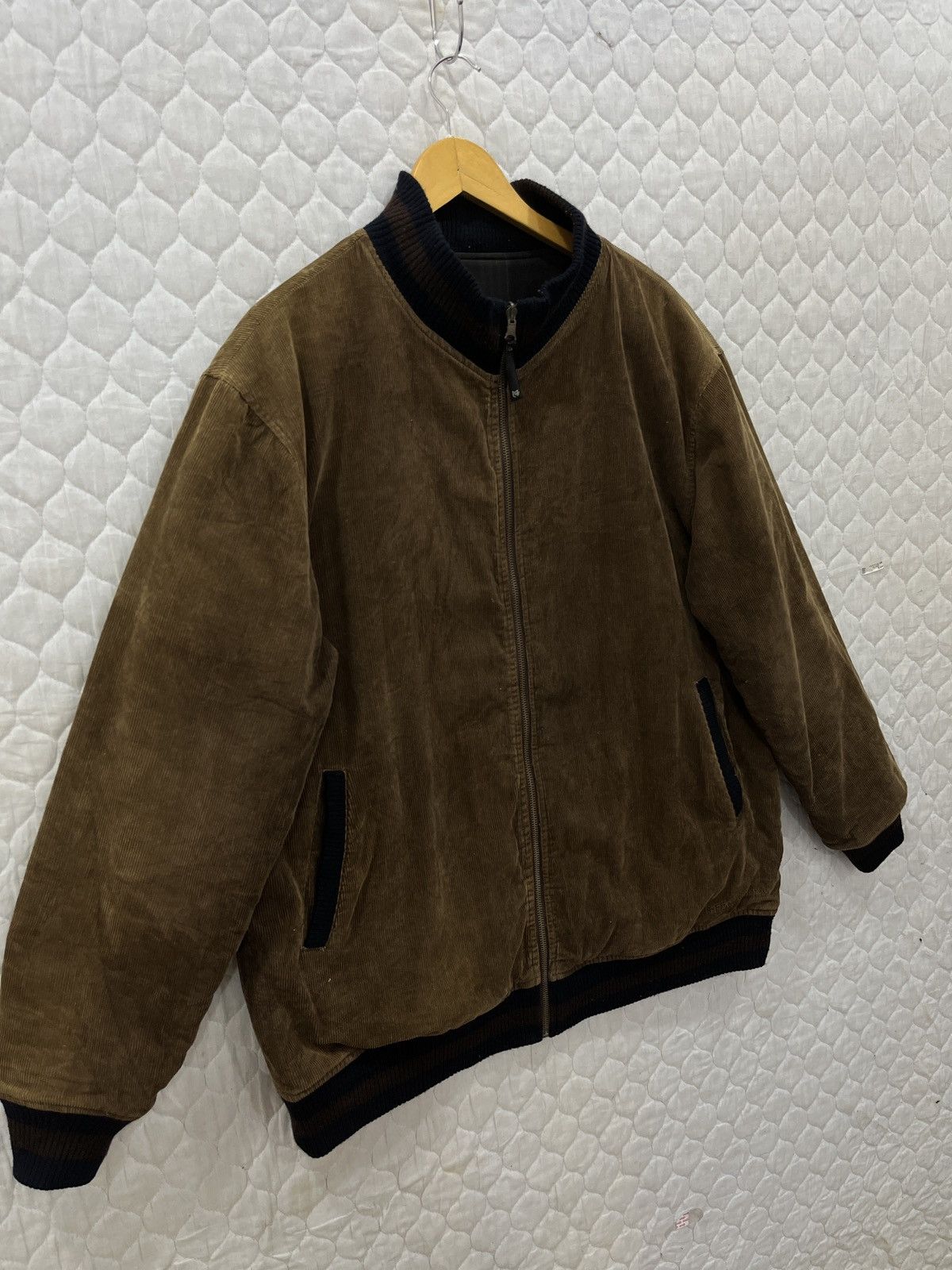 Vintage (Xx). RUFTWOGEAR HYPEBEAST RIVERSIBLE CORDUROY JACKET Size US L / EU 52-54 / 3 - 7 Thumbnail