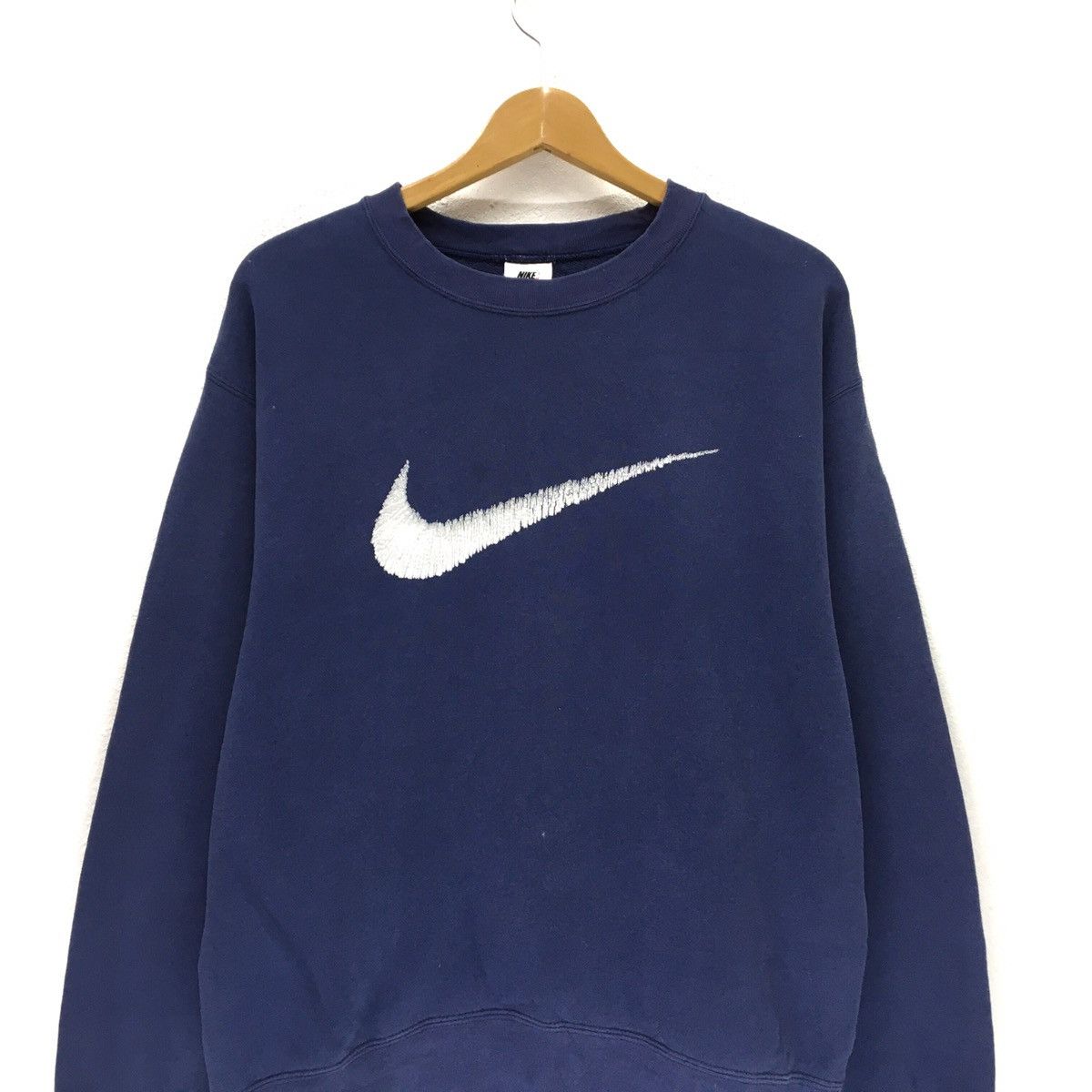Nike × Sports Specialties Vintage 90s Nike Swoosh Crewneck Sweatshirt Size US M / EU 48-50 / 2 - 2 Thumbnail