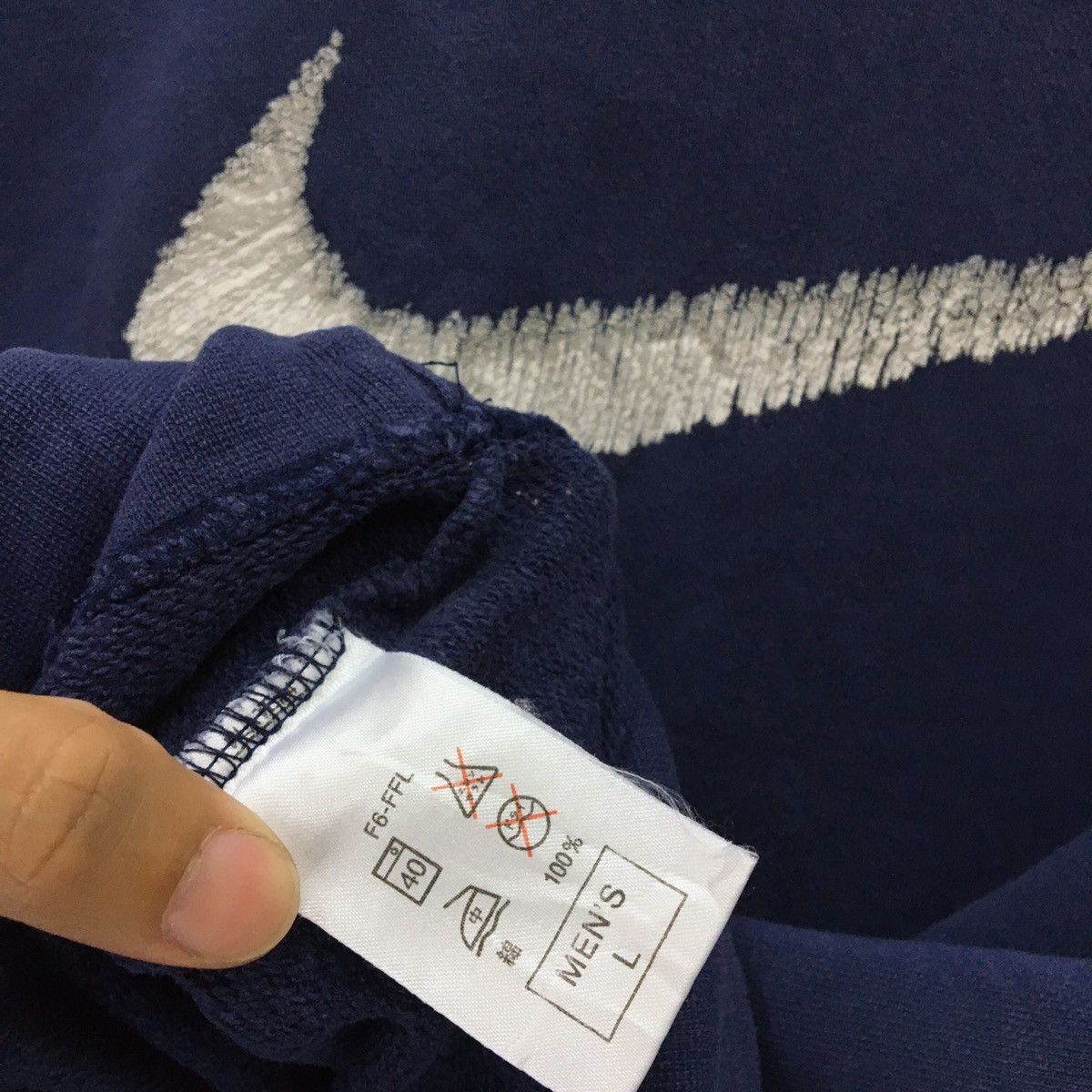 Nike × Sports Specialties Vintage 90s Nike Swoosh Crewneck Sweatshirt Size US M / EU 48-50 / 2 - 8 Thumbnail