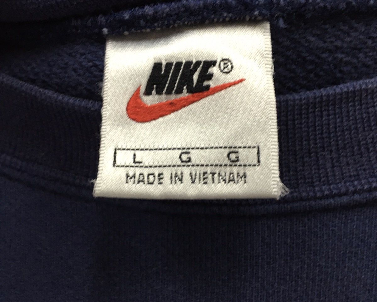 Nike × Sports Specialties Vintage 90s Nike Swoosh Crewneck Sweatshirt Size US M / EU 48-50 / 2 - 7 Thumbnail