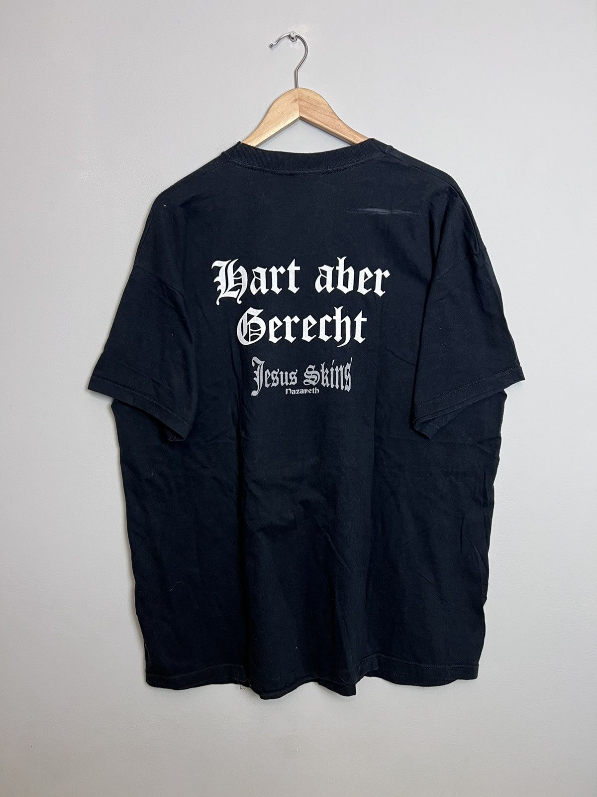 Band Tees Vintage 90s Oi Jesus Nazaret Skinhead Punk Rock Band T Shirt Size US XL / EU 56 / 4 - 2 Thumbnail