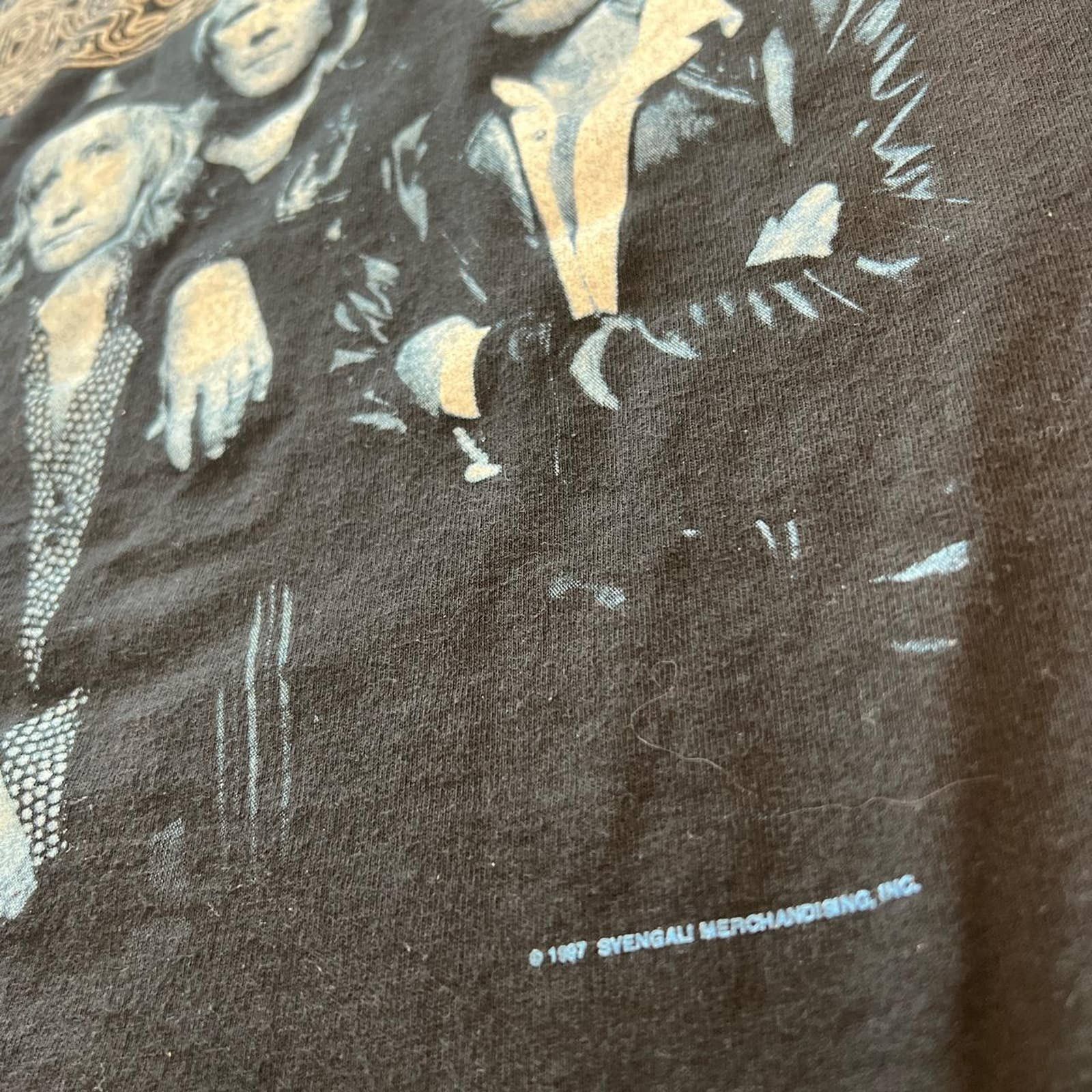 Giant Vintage 90s aerosmith nine lives tour band tee Size US L / EU 52-54 / 3 - 2 Thumbnail