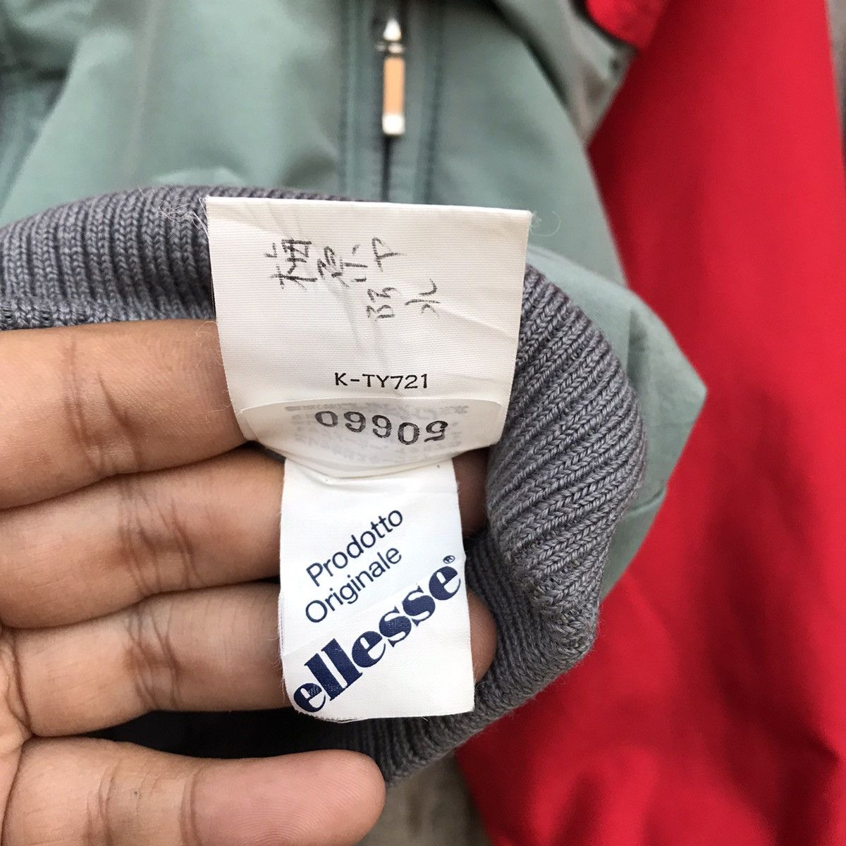 Ellesse × Vintage Vintage Ellese Zip Up Jacket Spell Out Big Logo Size L / US 10 / IT 46 - 11 Thumbnail