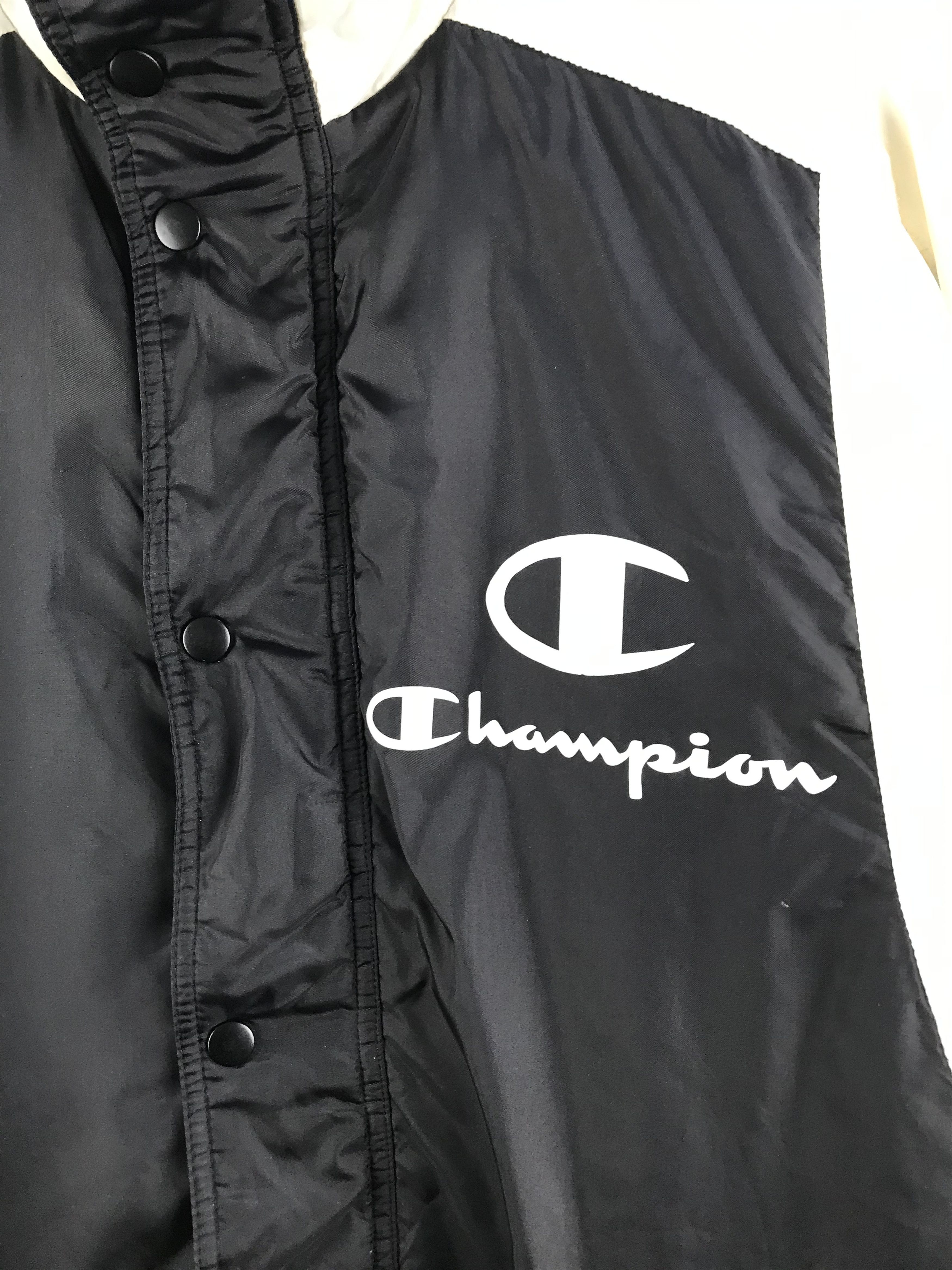 Champion Vintage Champion Windbreaker Jacket Size US L / EU 52-54 / 3 - 8 Thumbnail