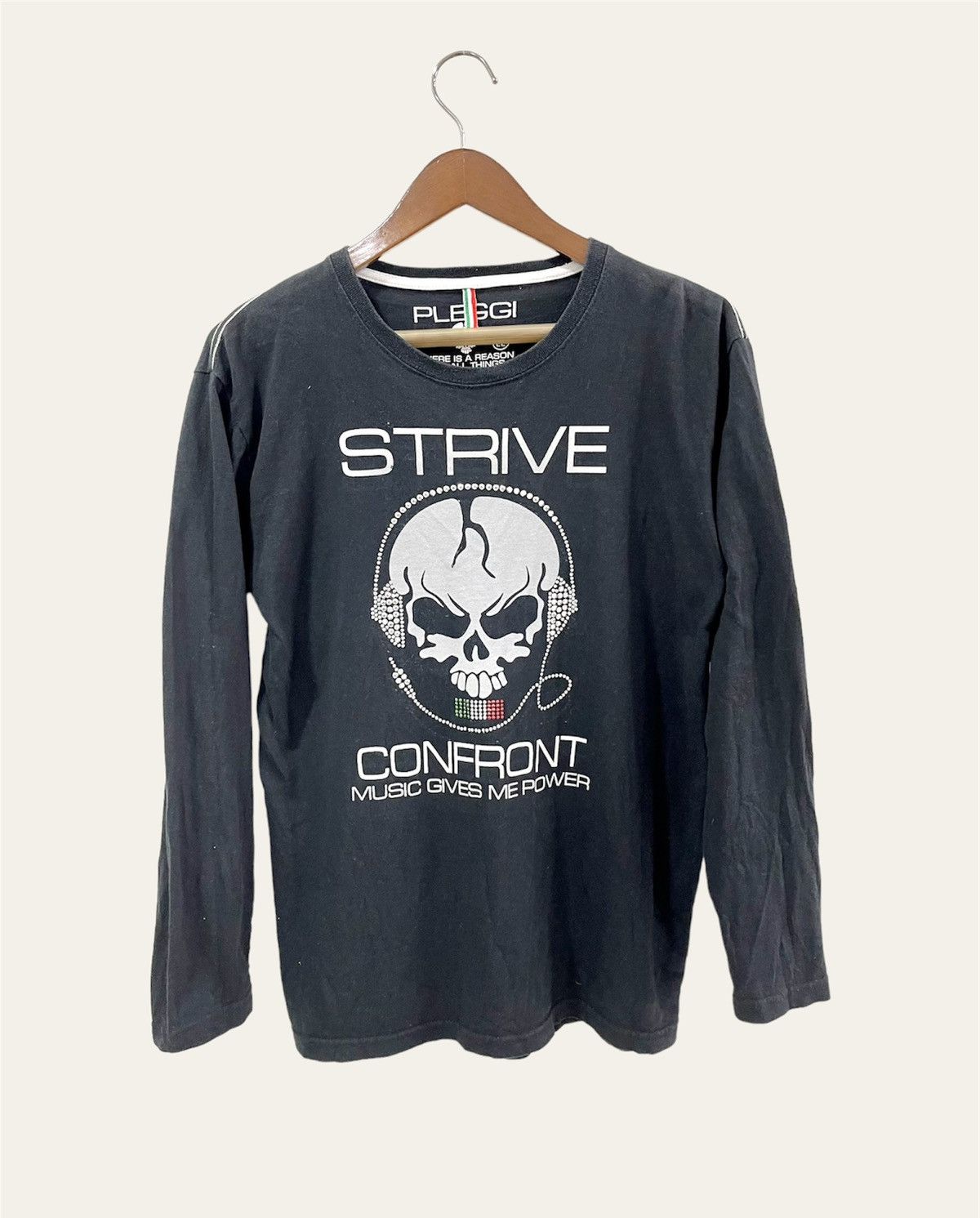 Japanese Brand × Vintage VINTAGE PLEGGI JAPANESE BRAND BIG SKULL MUSIC GIVES ME POWER Size US S / EU 44-46 / 1 - 1 Thumbnail
