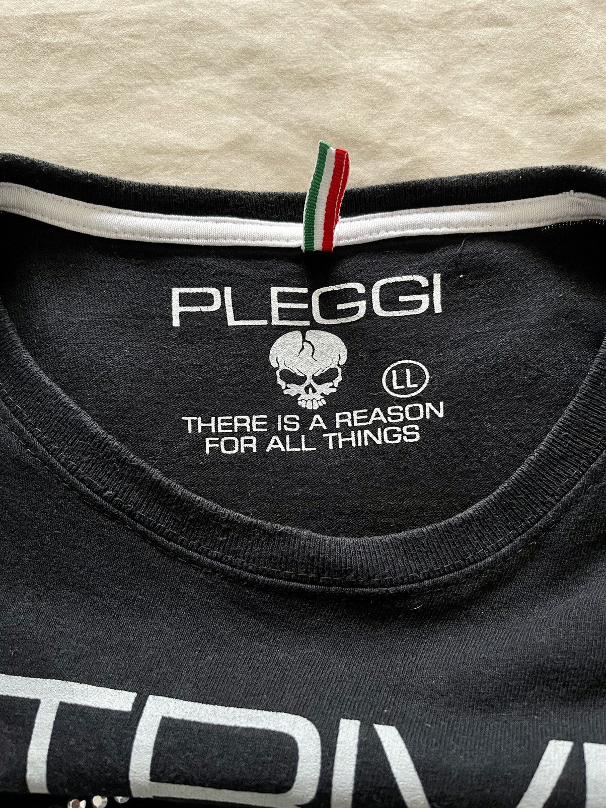 Japanese Brand × Vintage VINTAGE PLEGGI JAPANESE BRAND BIG SKULL MUSIC GIVES ME POWER Size US S / EU 44-46 / 1 - 9 Thumbnail