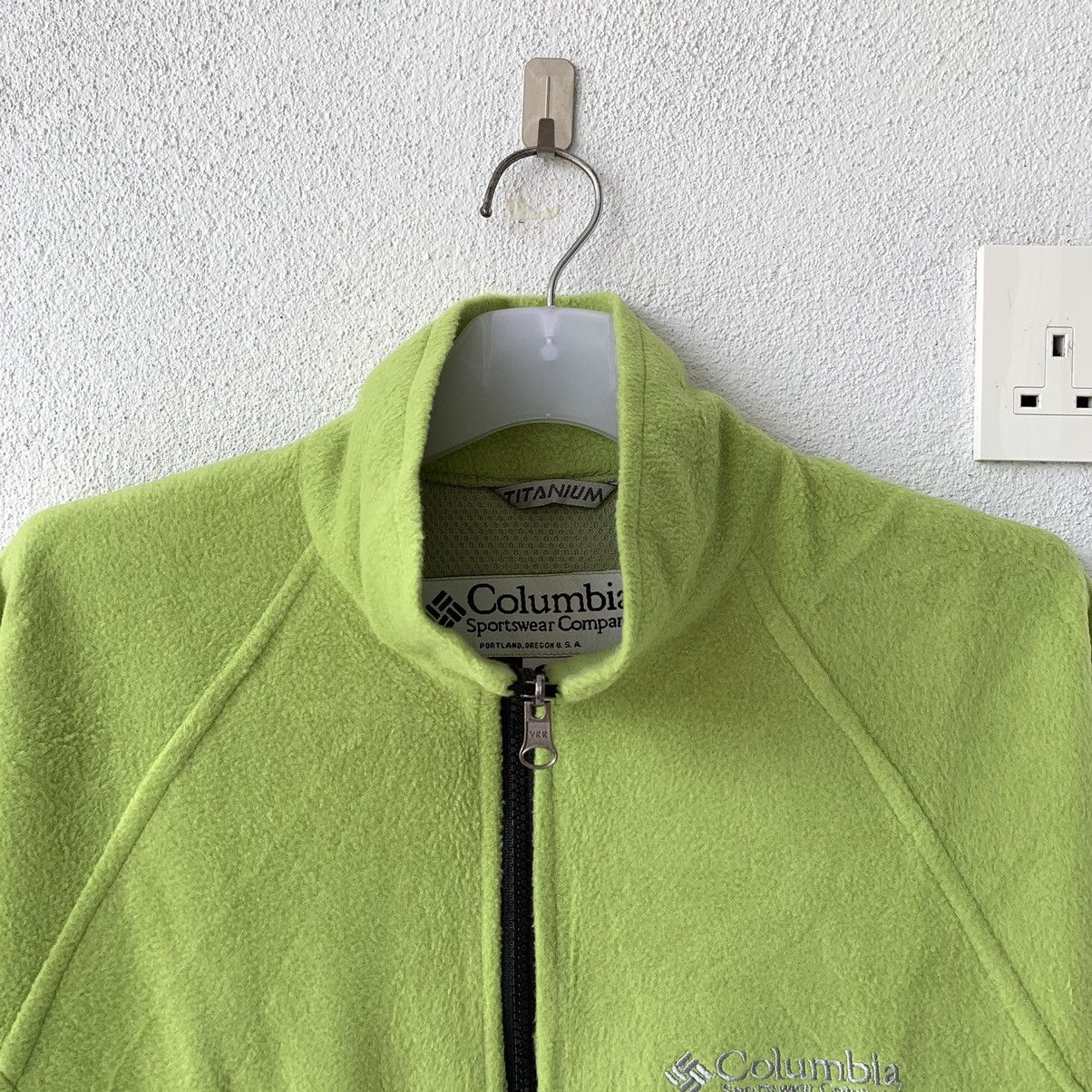 Columbia COLUMBIA fleece turtleneck full-zip jacket.. small logo Size US L / EU 52-54 / 3 - 4 Thumbnail