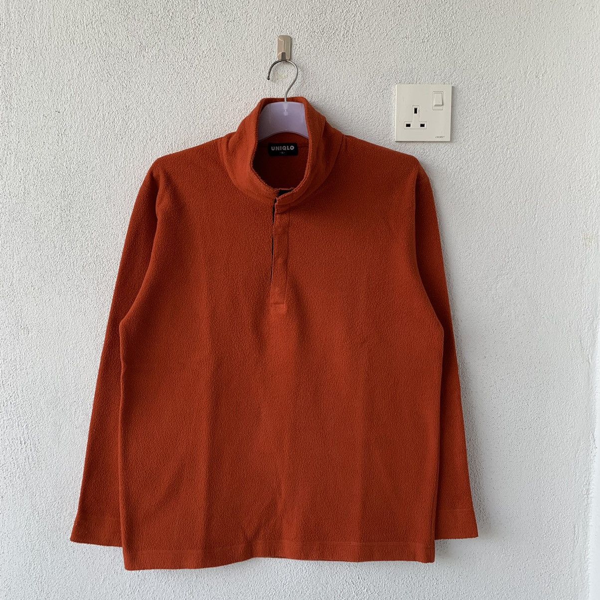 Japanese Brand × Uniqlo vintage UNIQLO fleece long sleeve t shirt.. quarter button.. Size US M / EU 48-50 / 2 - 1 Thumbnail