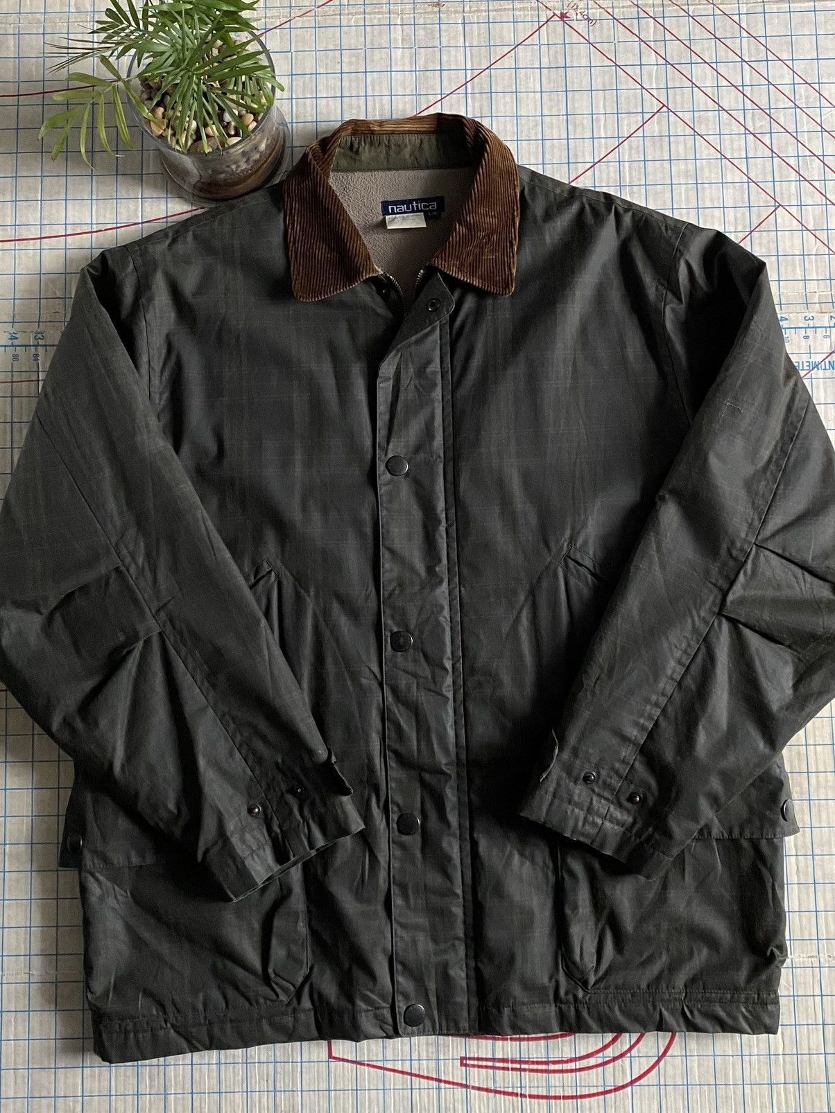Flannel × Nautica × Vintage Vintage Nautica Tartan Flannel Coat With Corduroy Collar Size US L / EU 52-54 / 3 - 1 Thumbnail