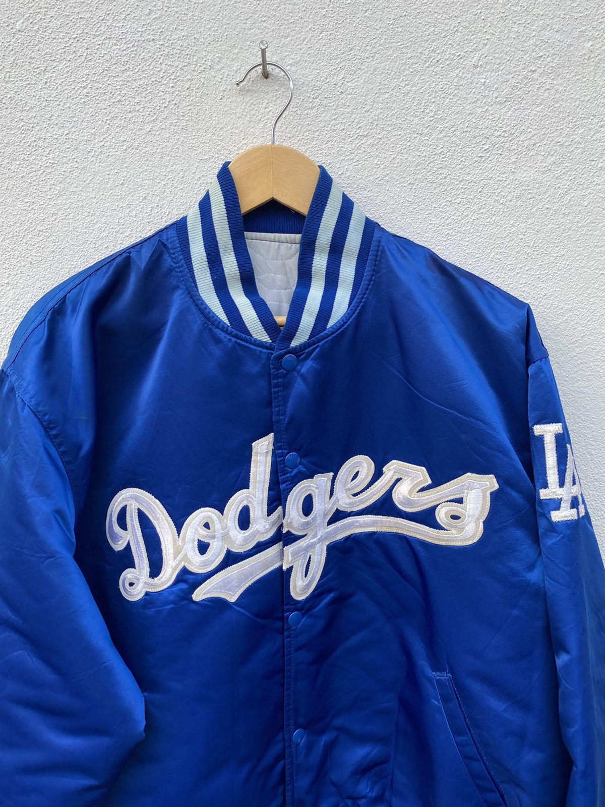 MLB Vintage starter La Dodgers satin bomber jacket Size US XL / EU 56 / 4 - 6 Thumbnail