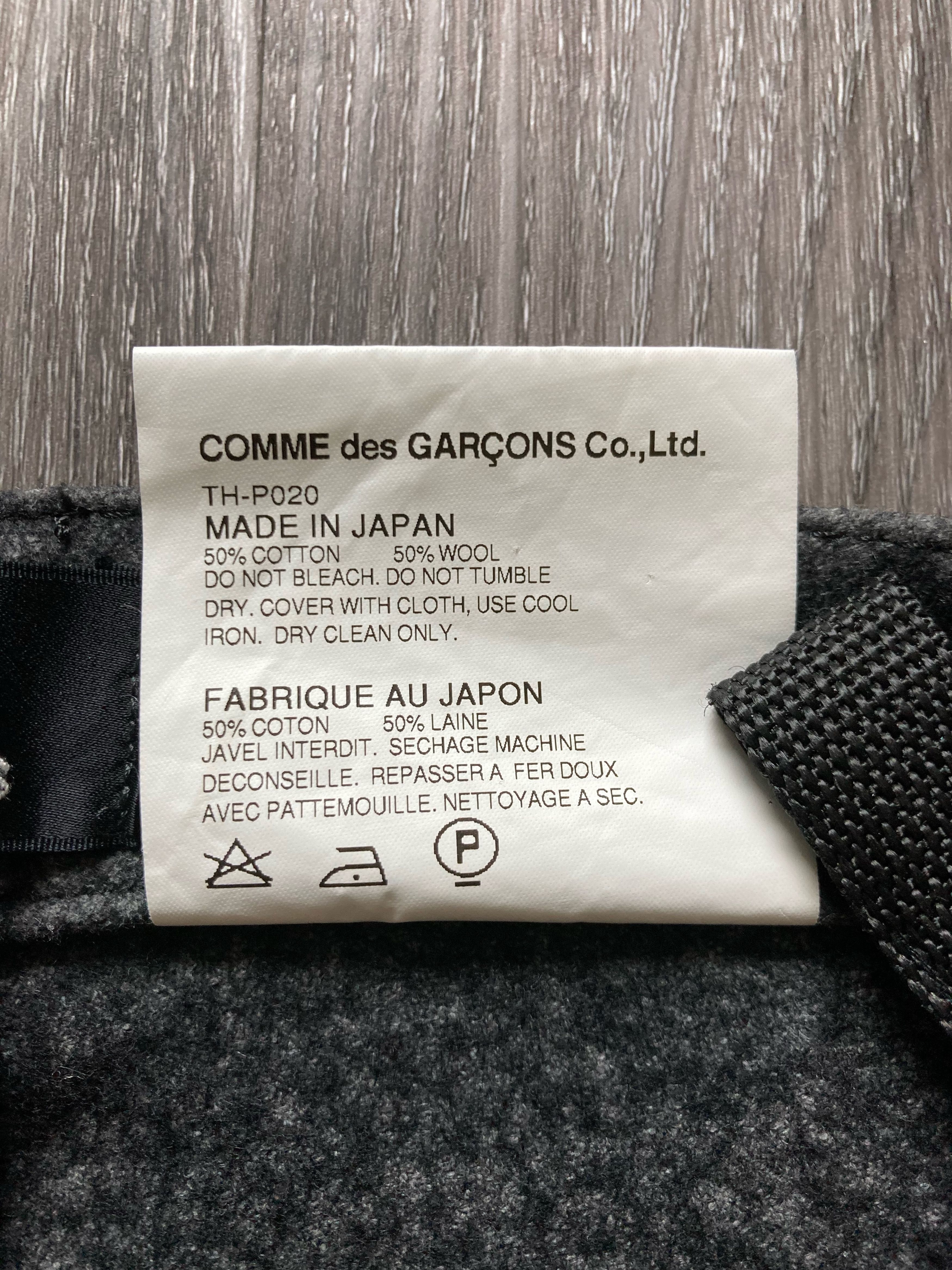Comme des Garcons AD11 Comme des Garcons Tricot Boiled Wool Shorts Size US 26 / EU 42 - 7 Thumbnail