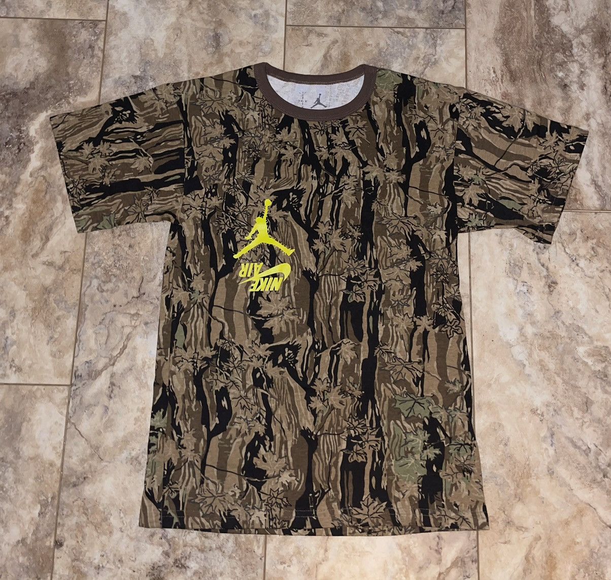 Travis Scott Travis Scott Jordan Cactus Jack Highest T-Shirt Camo ...