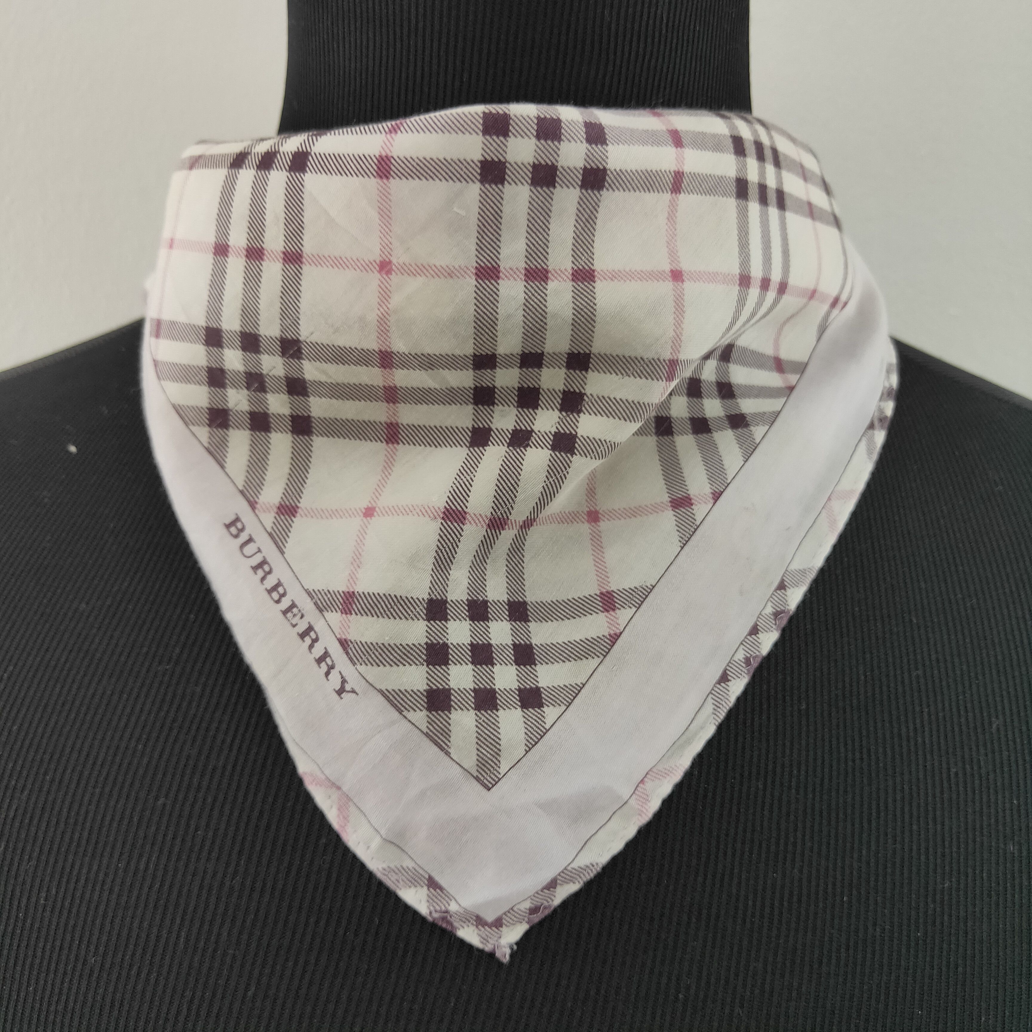 Burberry Burberry Handkerchief neckerchief bandana - 3F1942 Size ONE SIZE - 1 Thumbnail