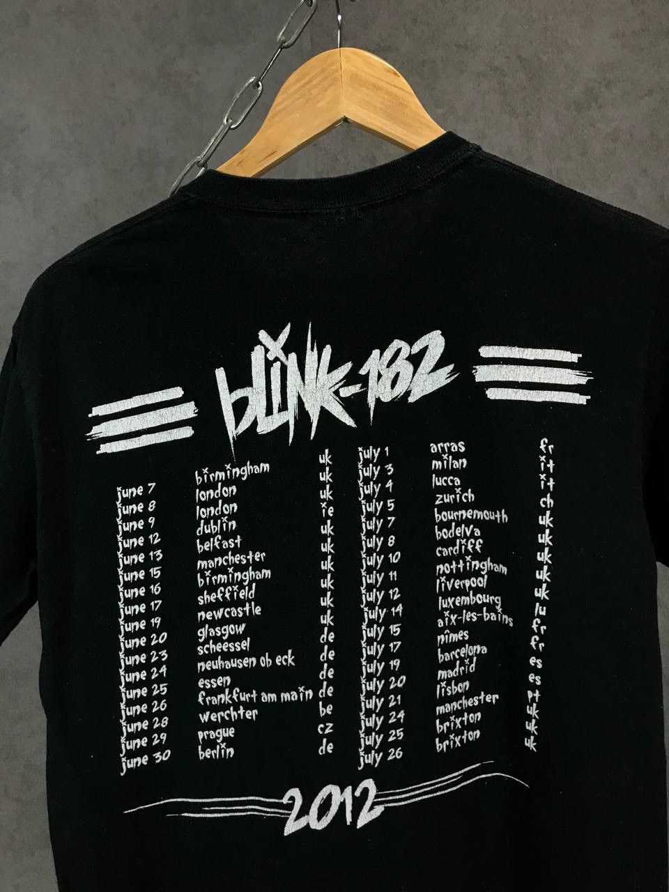 Band Tees Blink 182 vintage rock band tour tee Size US S / EU 44-46 / 1 - 6 Thumbnail