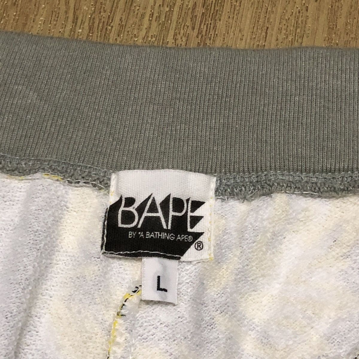 Bape Aloha Camo Sweat Cargo Shorts Size US 33 - 10 Thumbnail